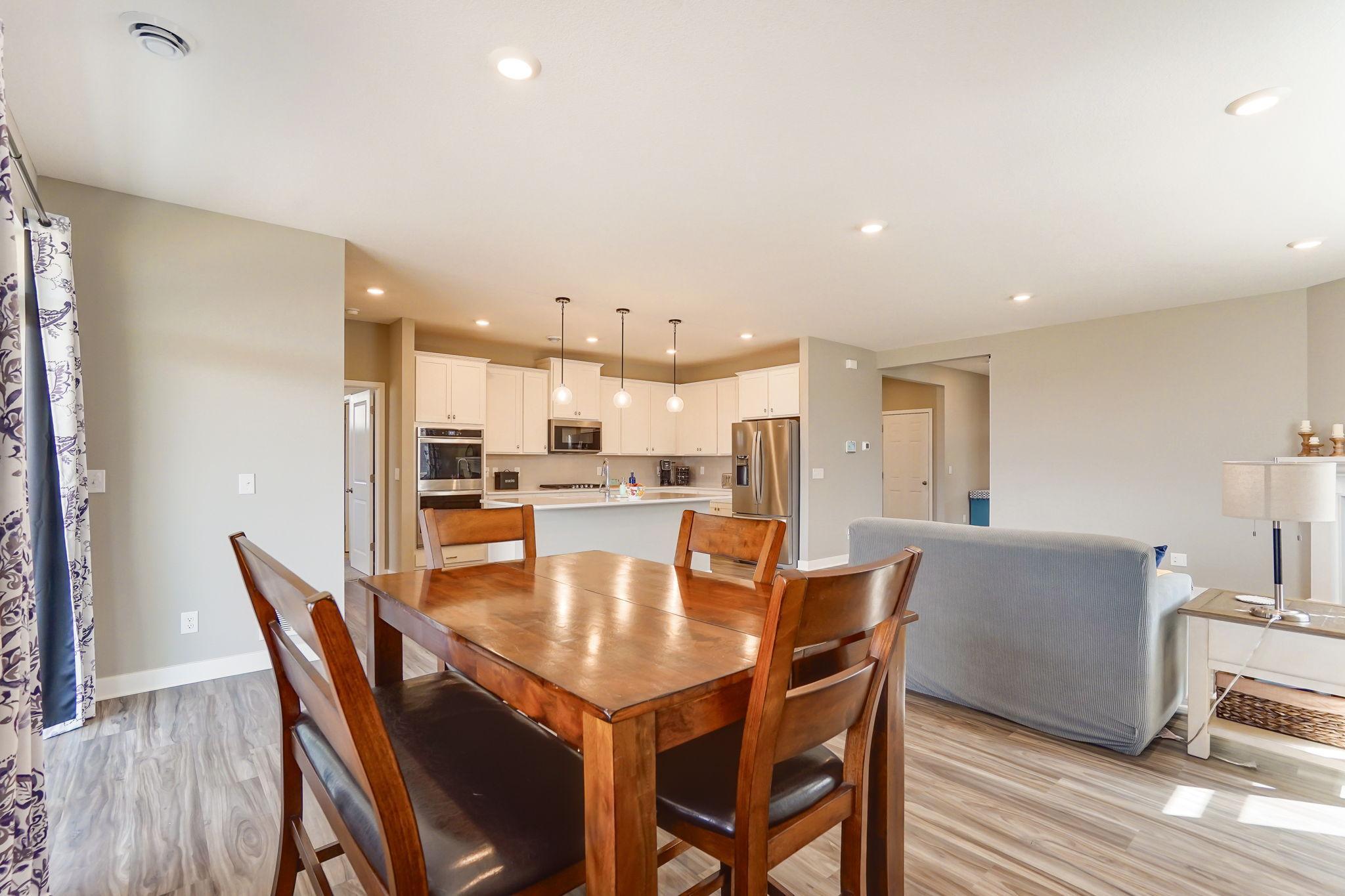 19336 Grass Lake Trail