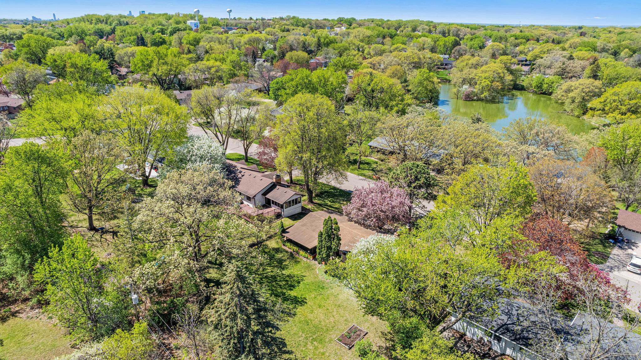 747 Redwood Lane
