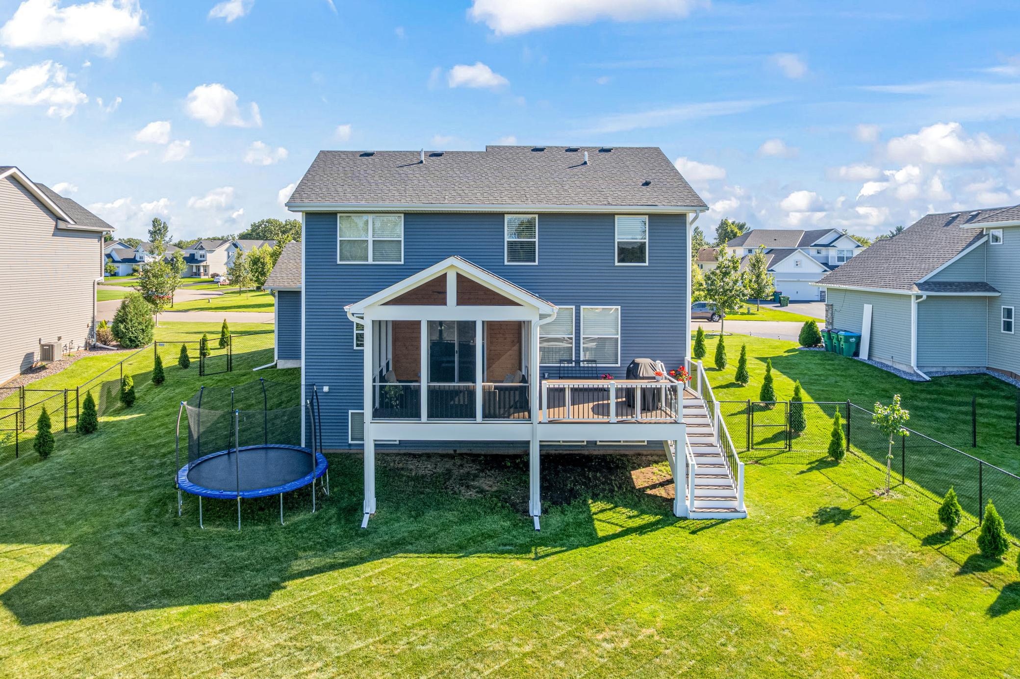 1253 152nd Avenue NW