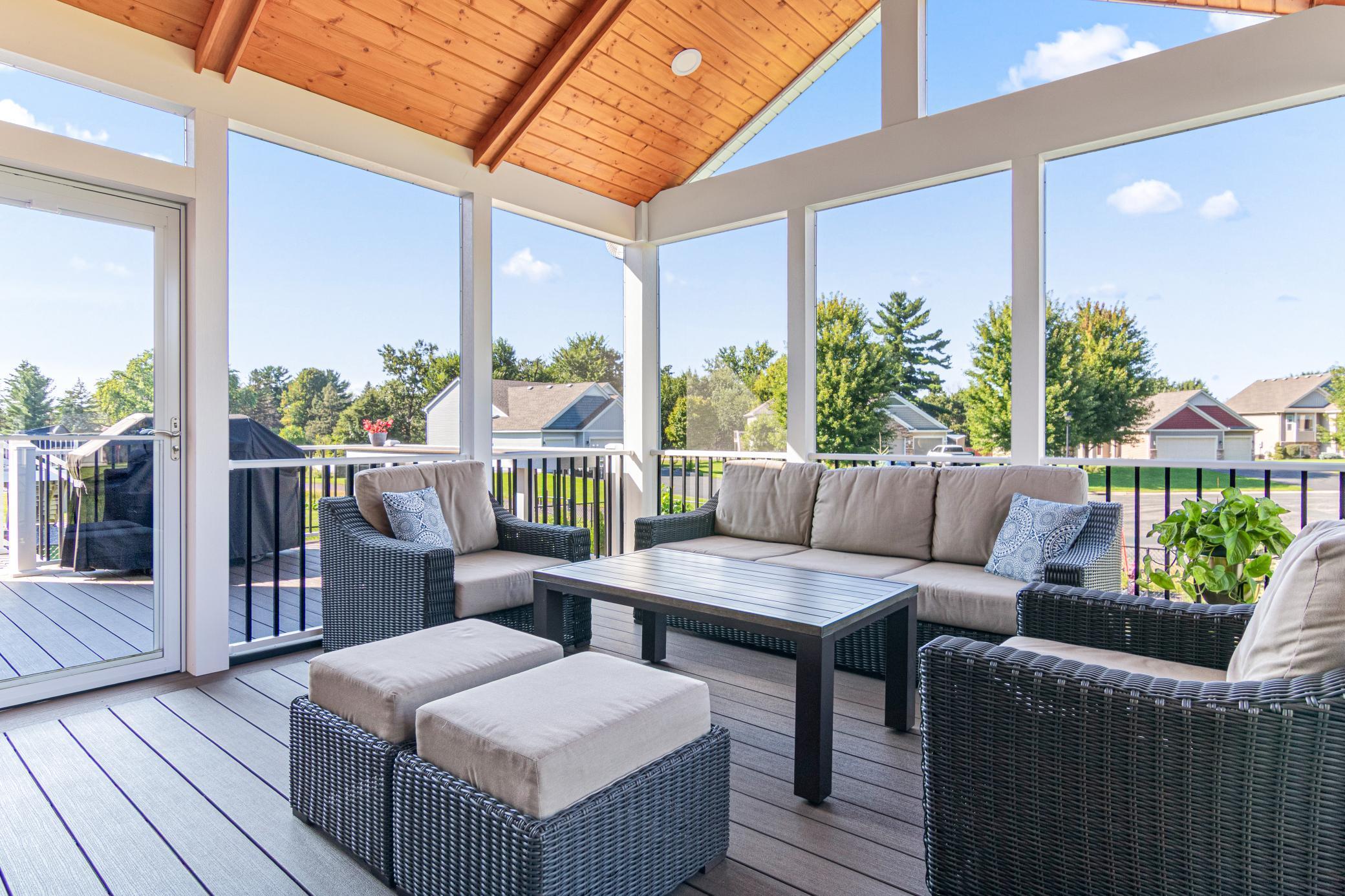 1253 152nd Avenue NW