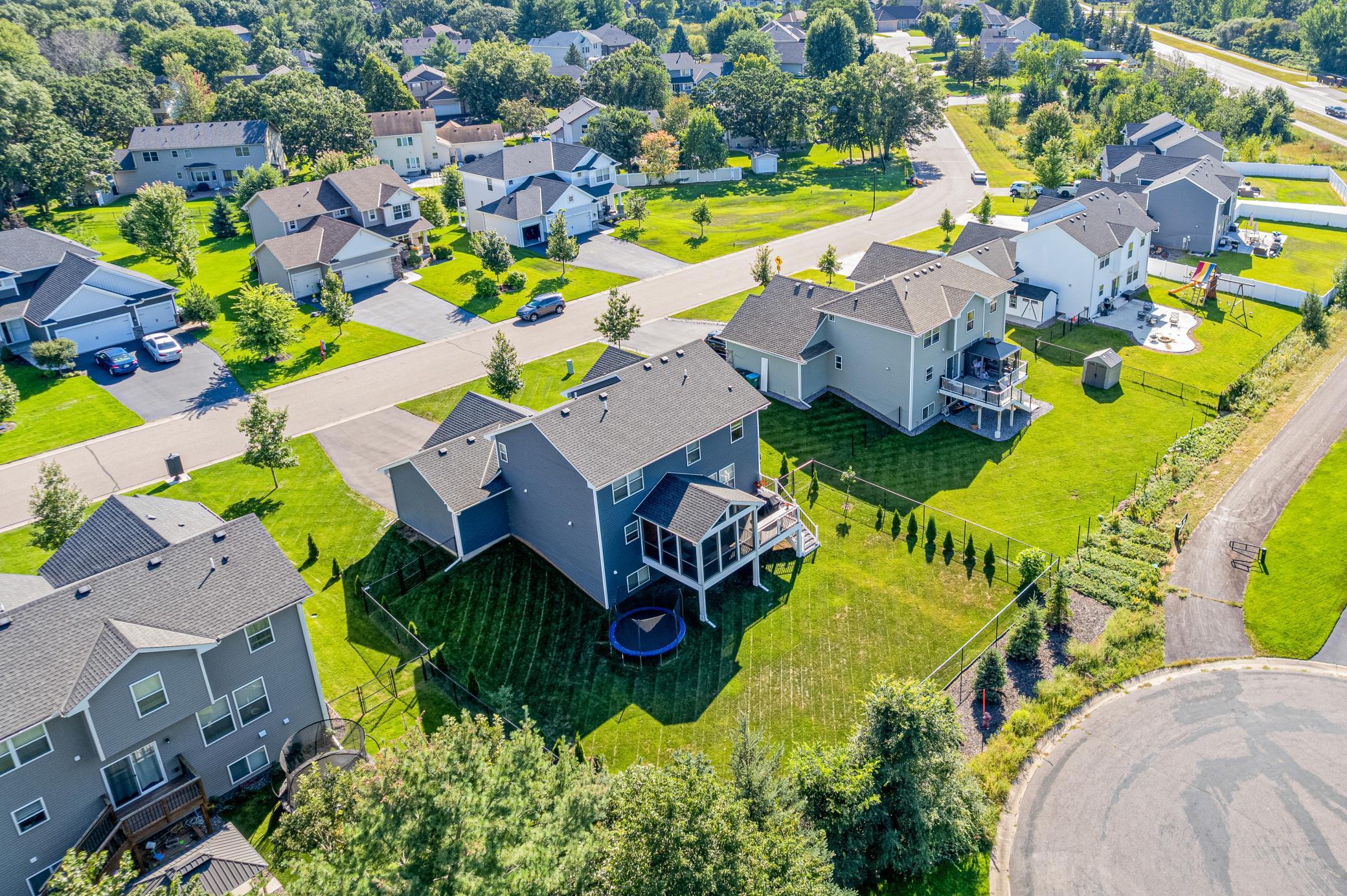 1253 152nd Avenue NW