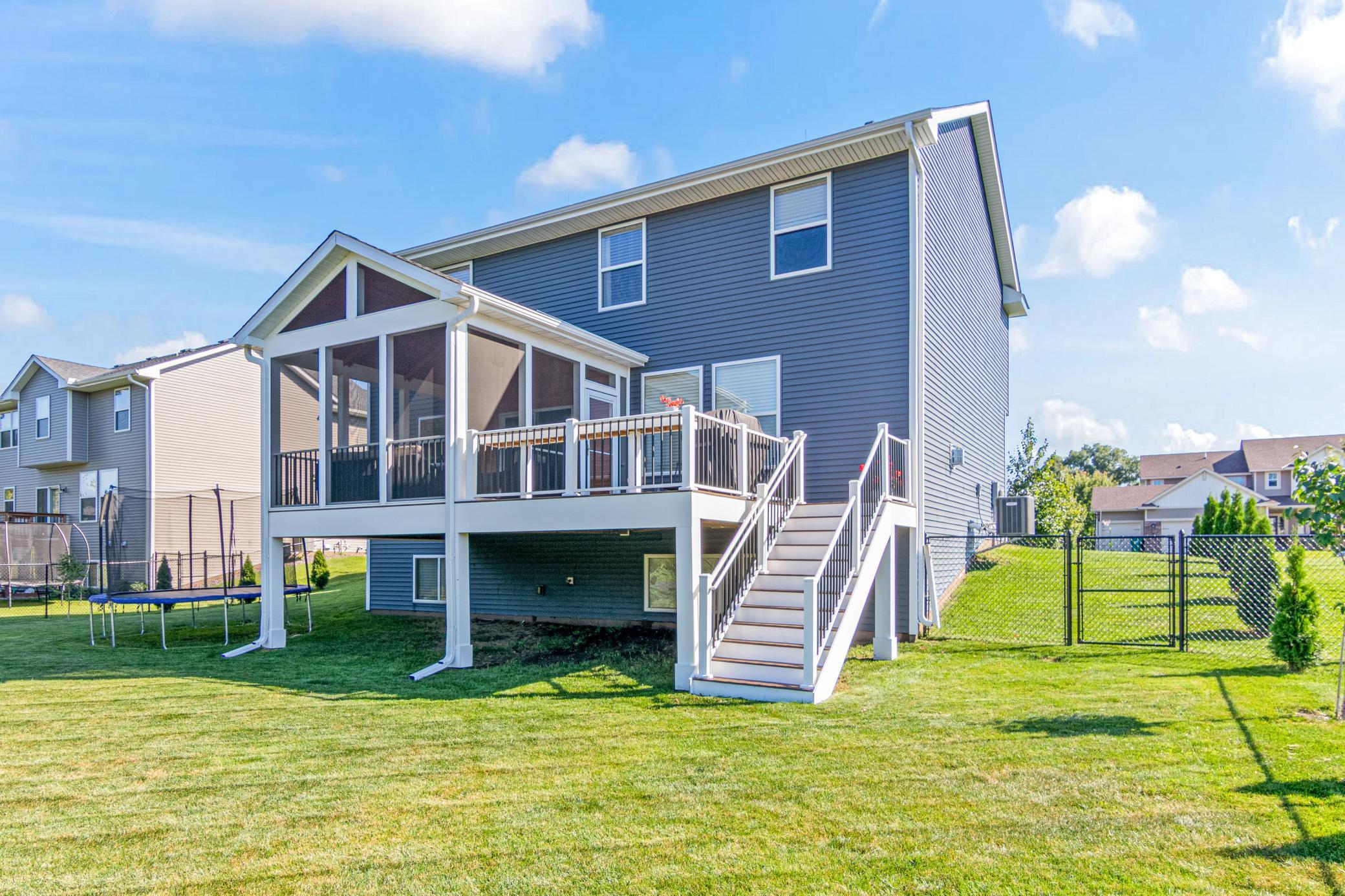 1253 152nd Avenue NW