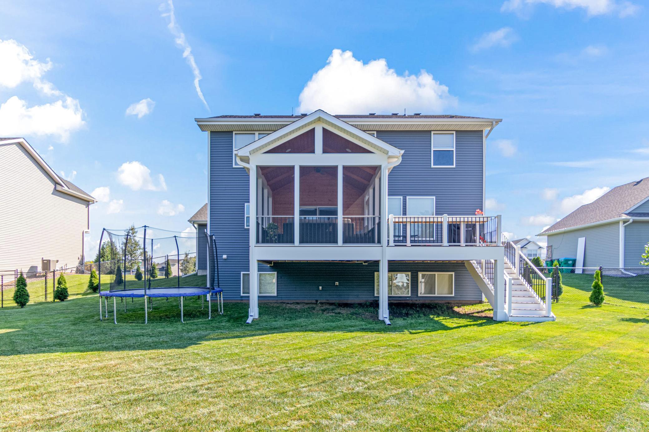 1253 152nd Avenue NW