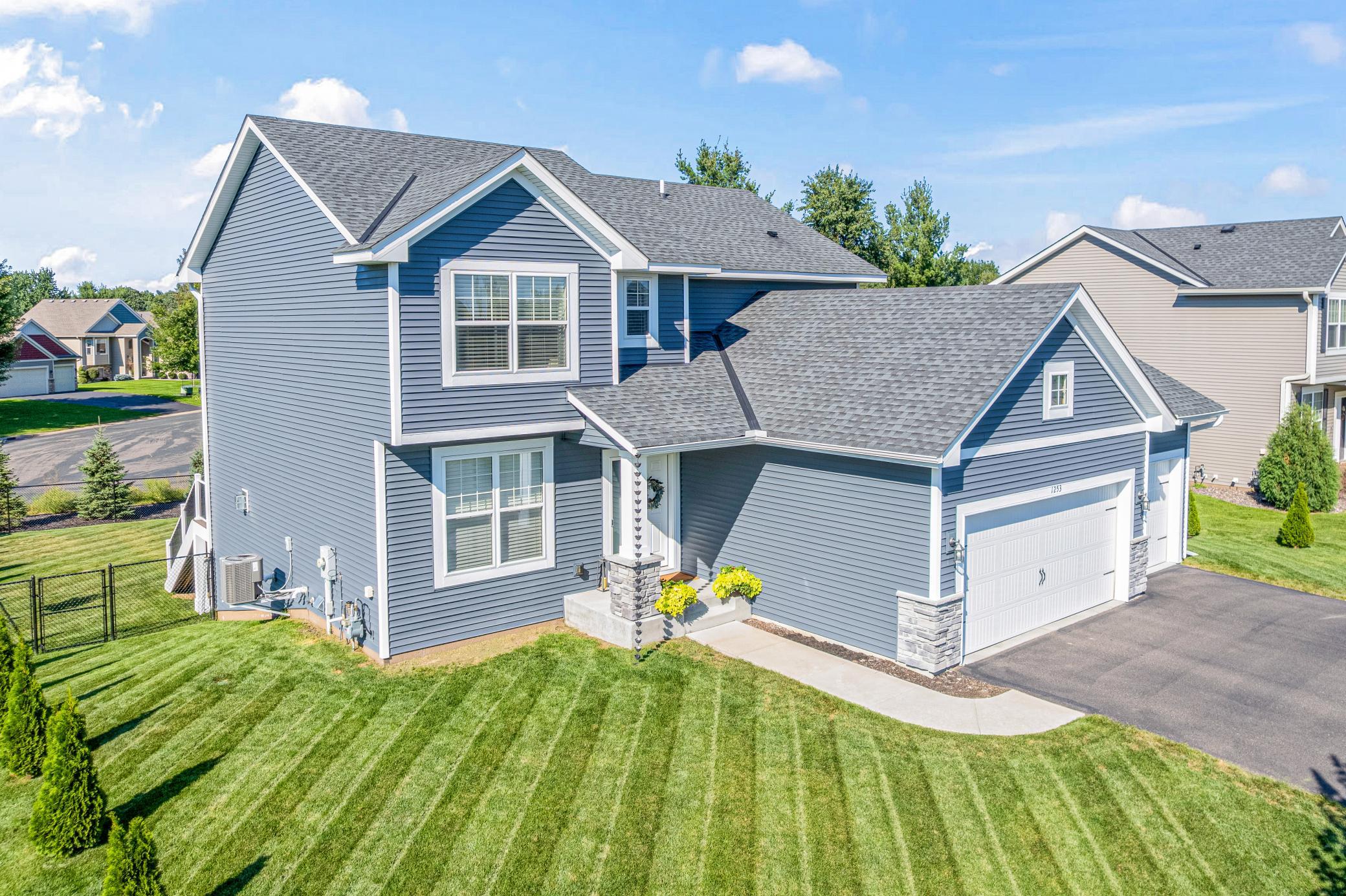 1253 152nd Avenue NW