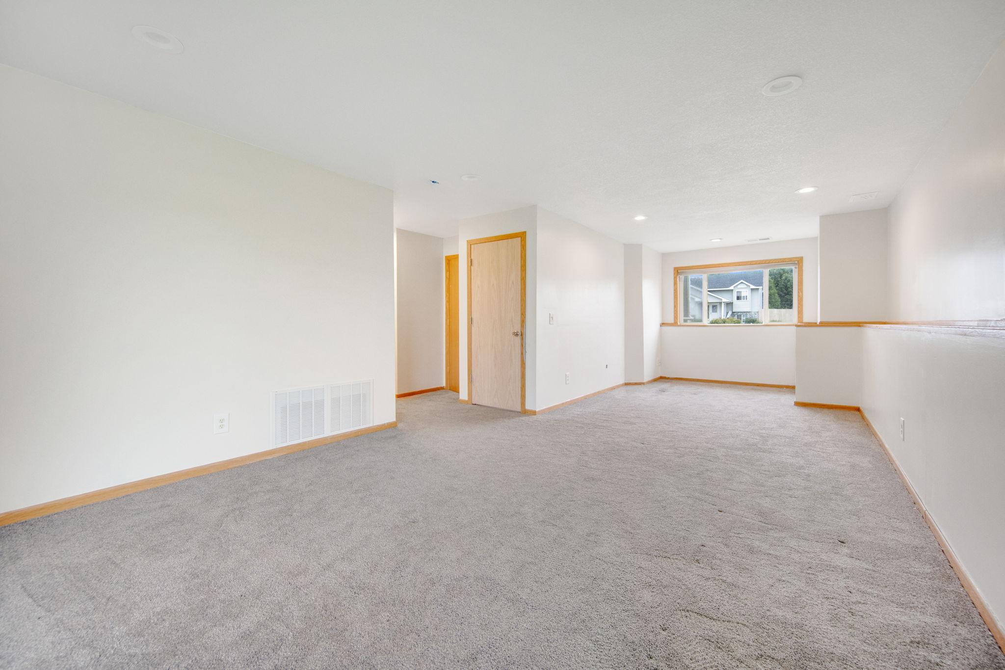 3455 Kahler Drive NE