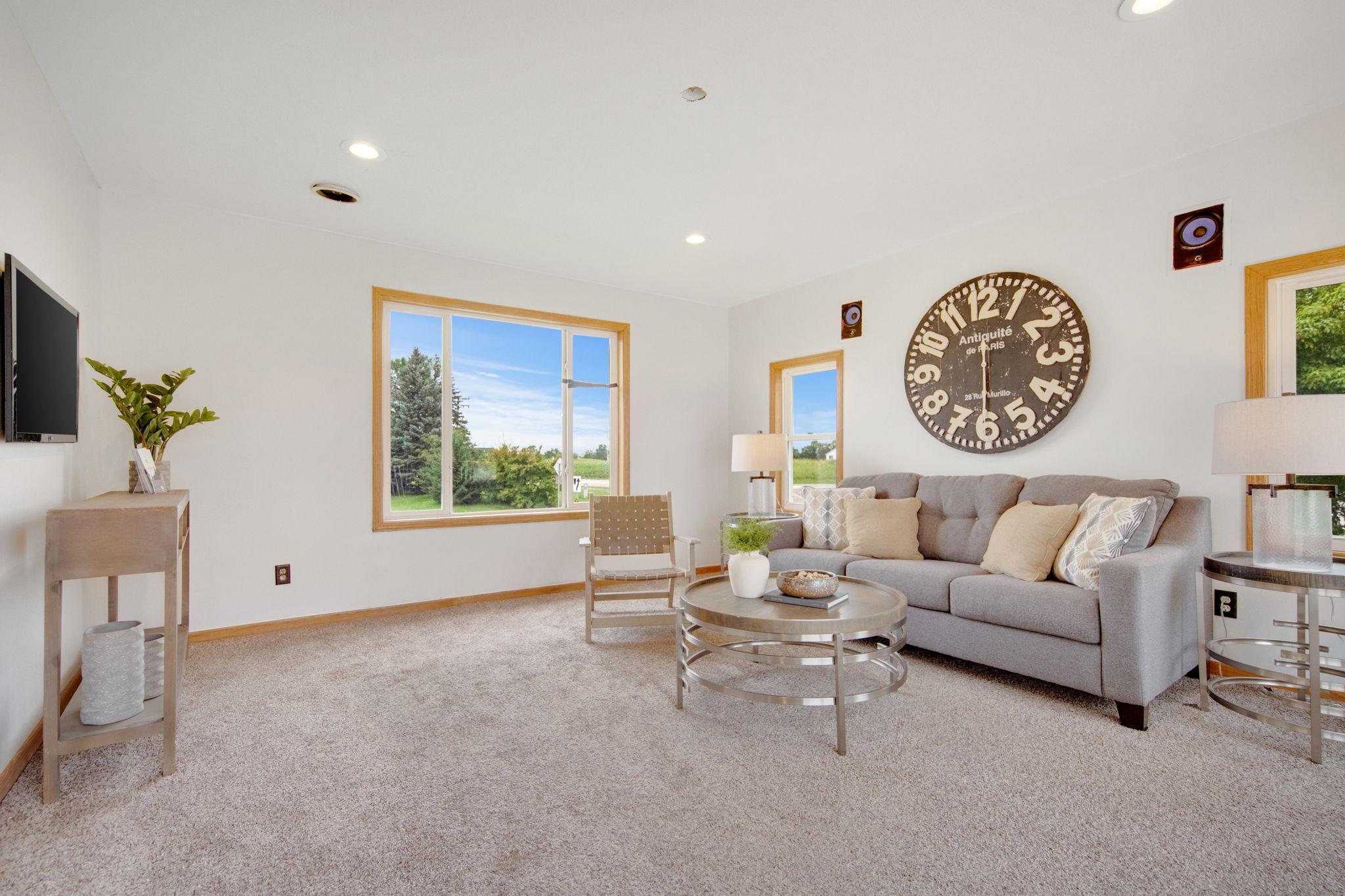 3455 Kahler Drive NE