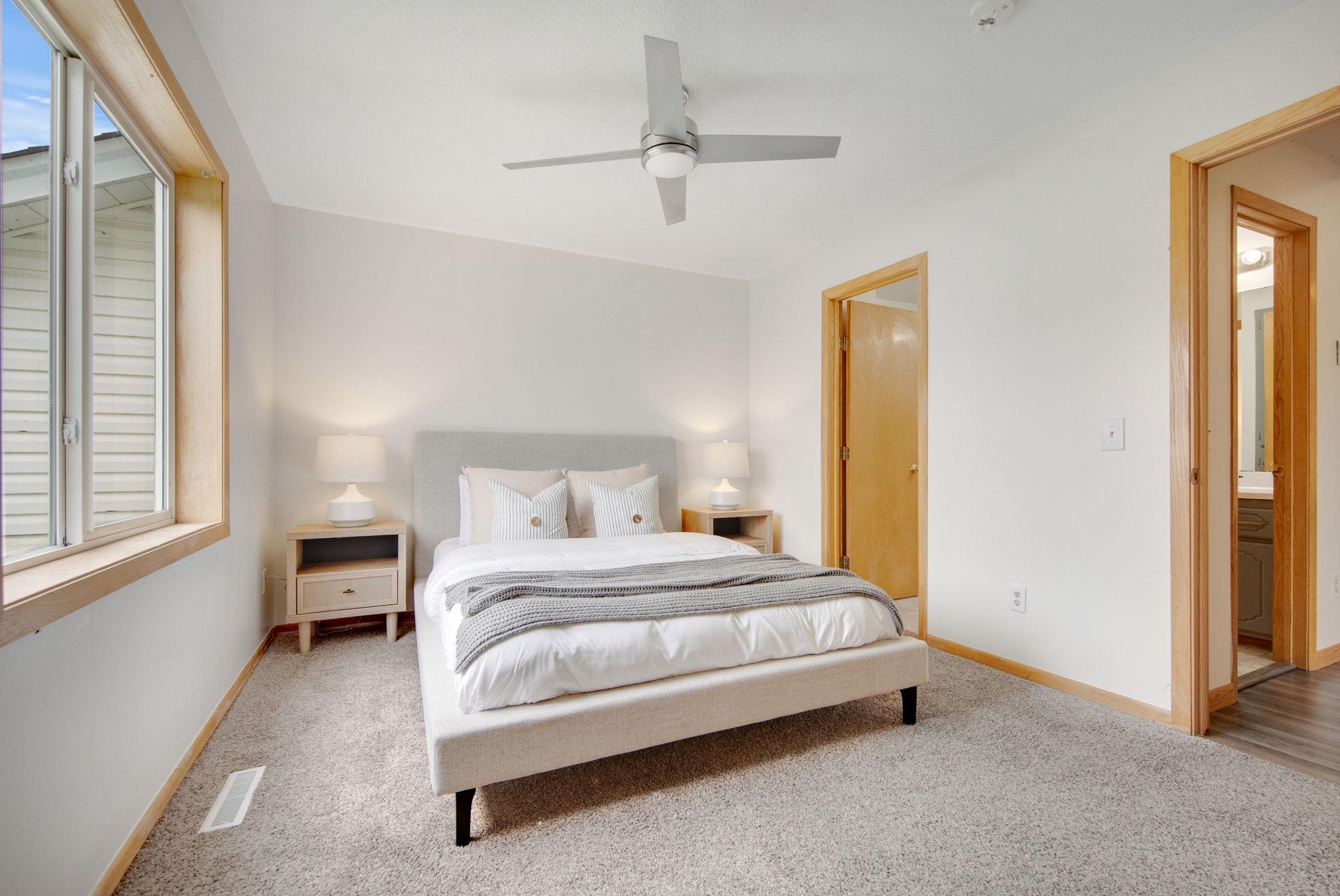 3455 Kahler Drive NE