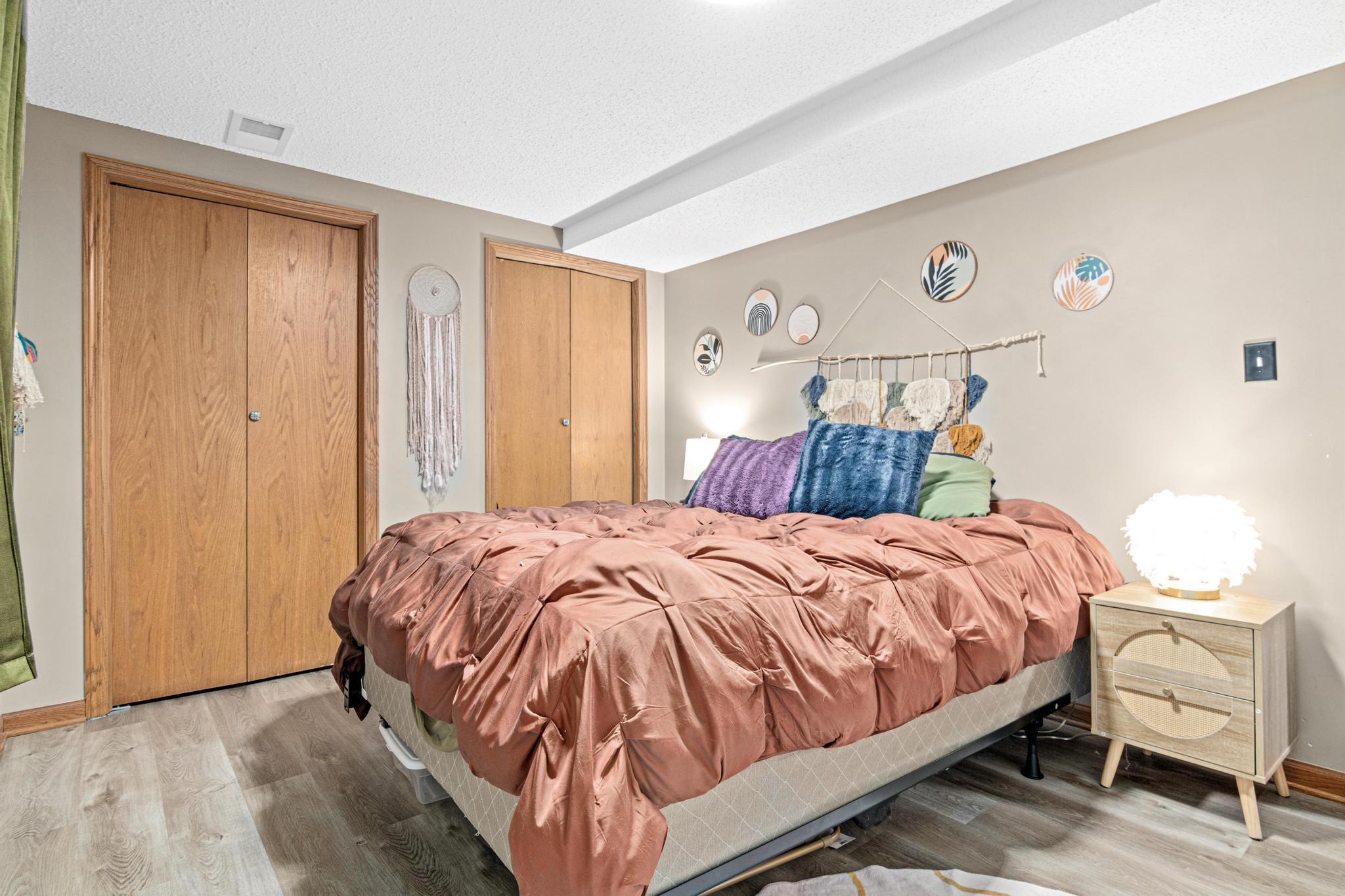 2325 317th Avenue NE