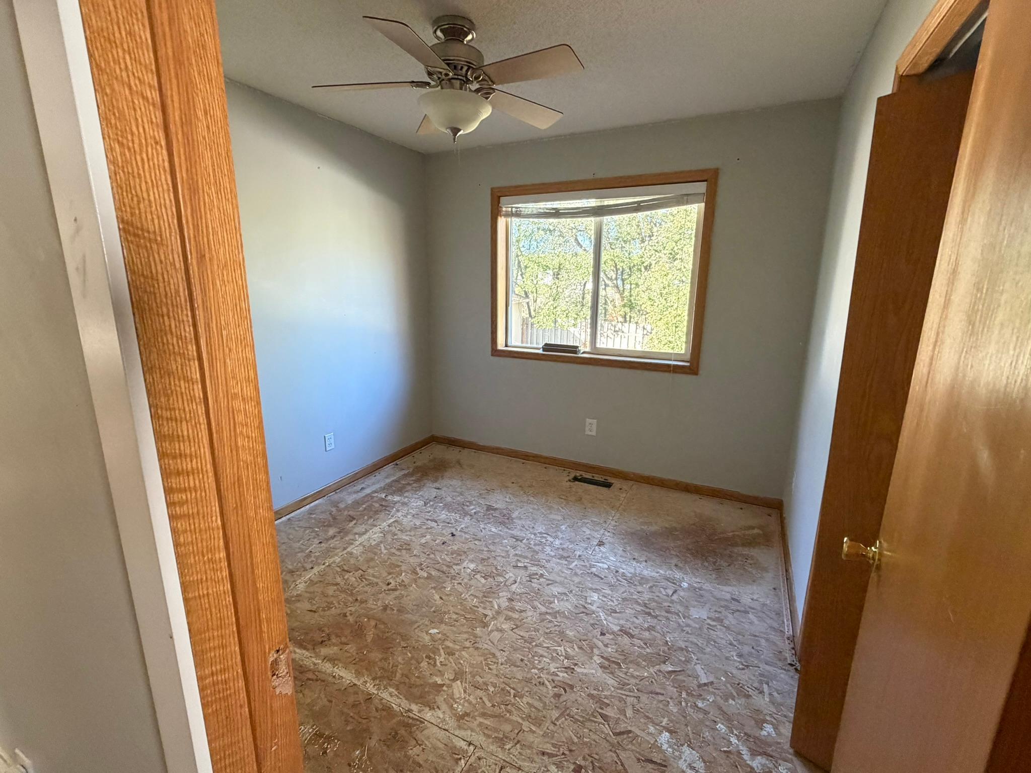 18610 Queen Street NW