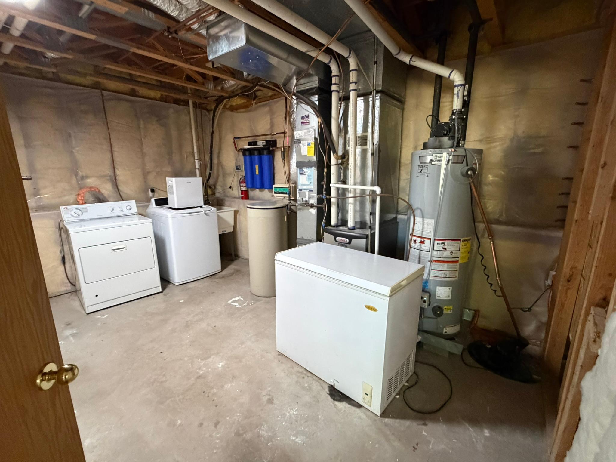 18610 Queen Street NW