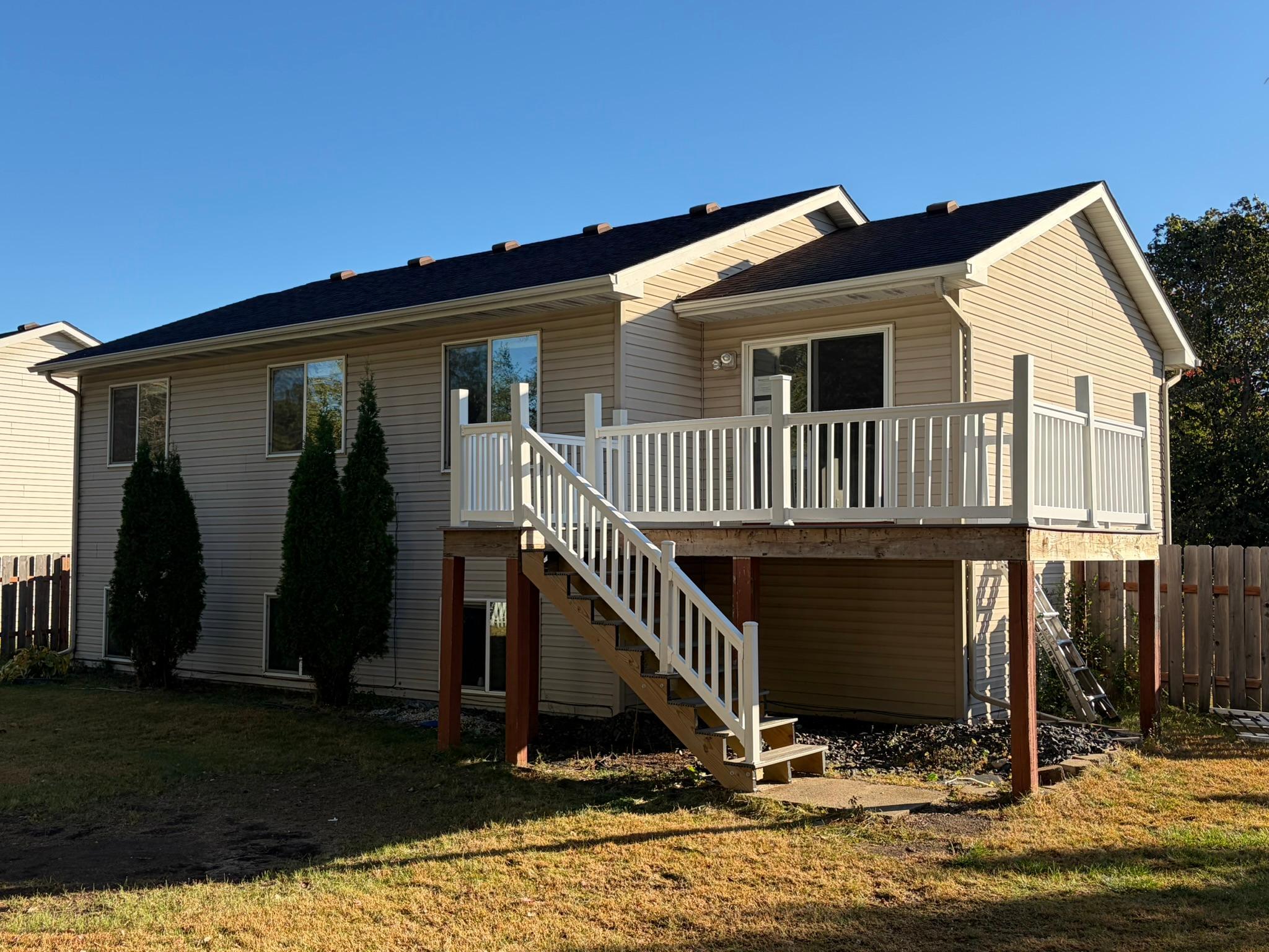 18610 Queen Street NW