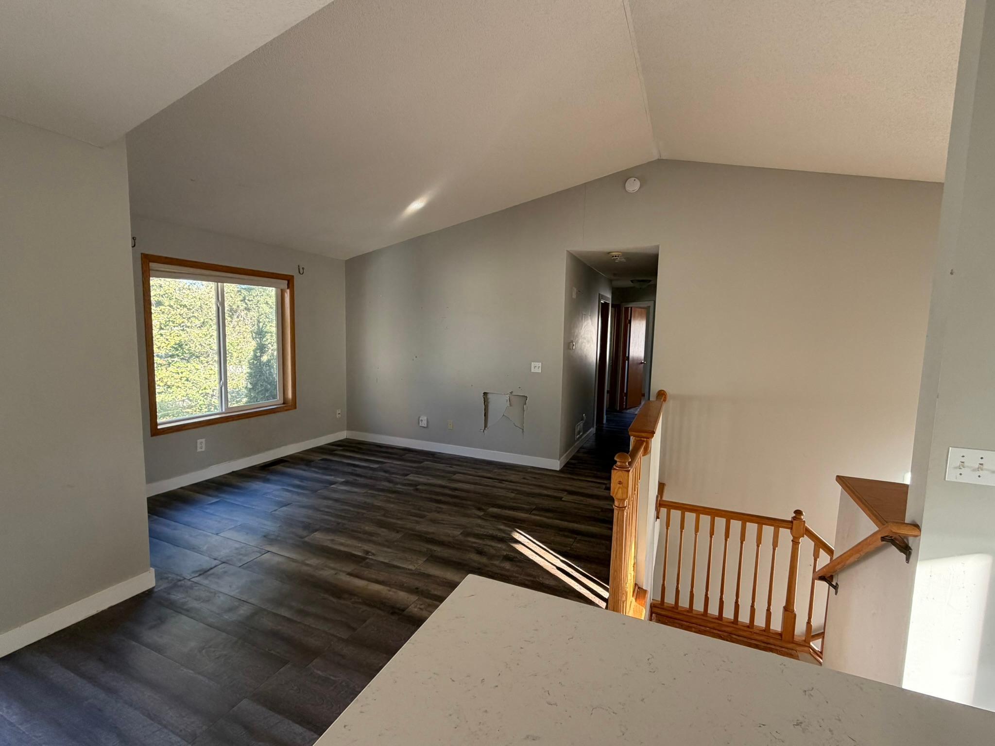 18610 Queen Street NW