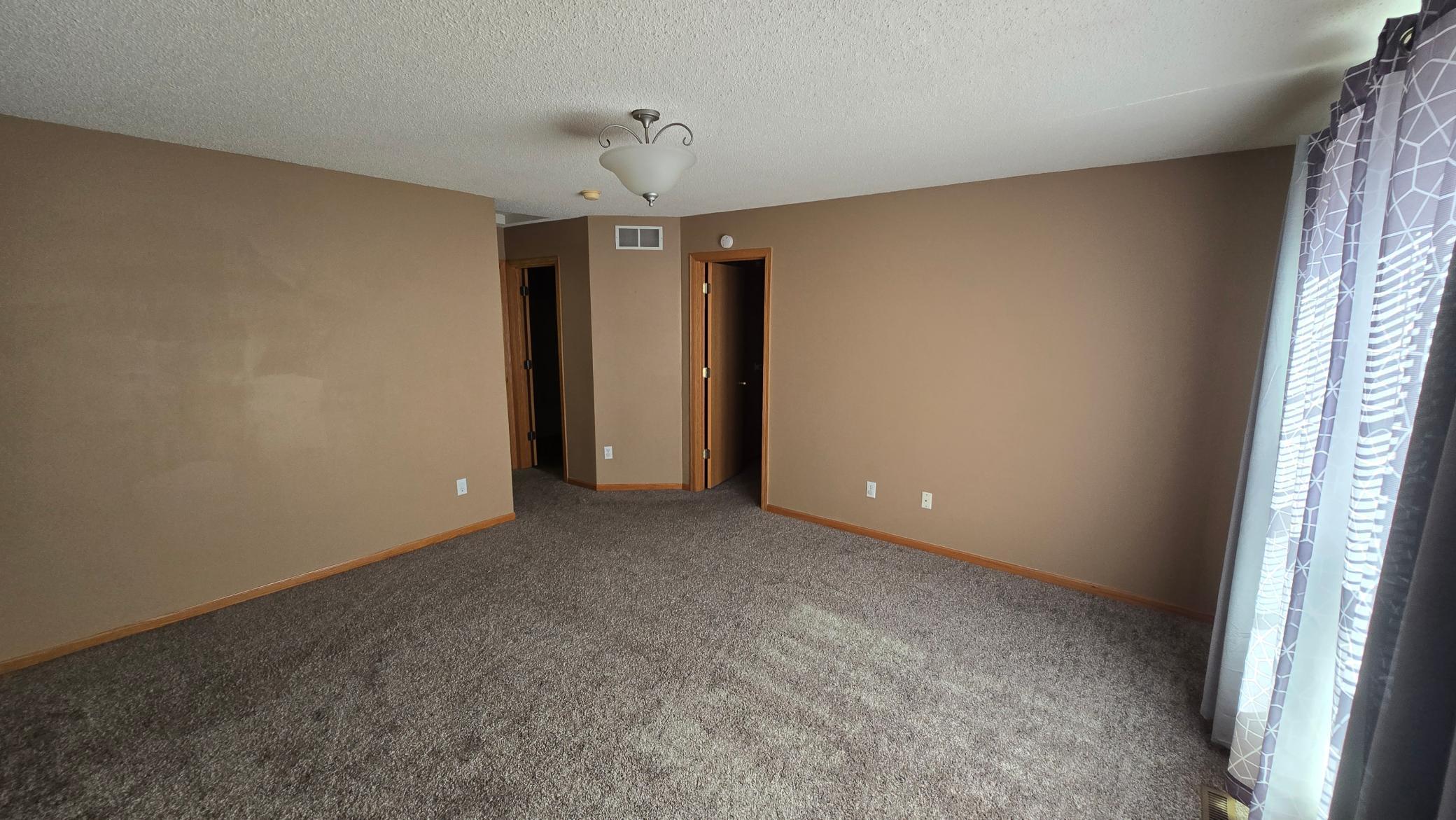 1339 Yorkshire Lane