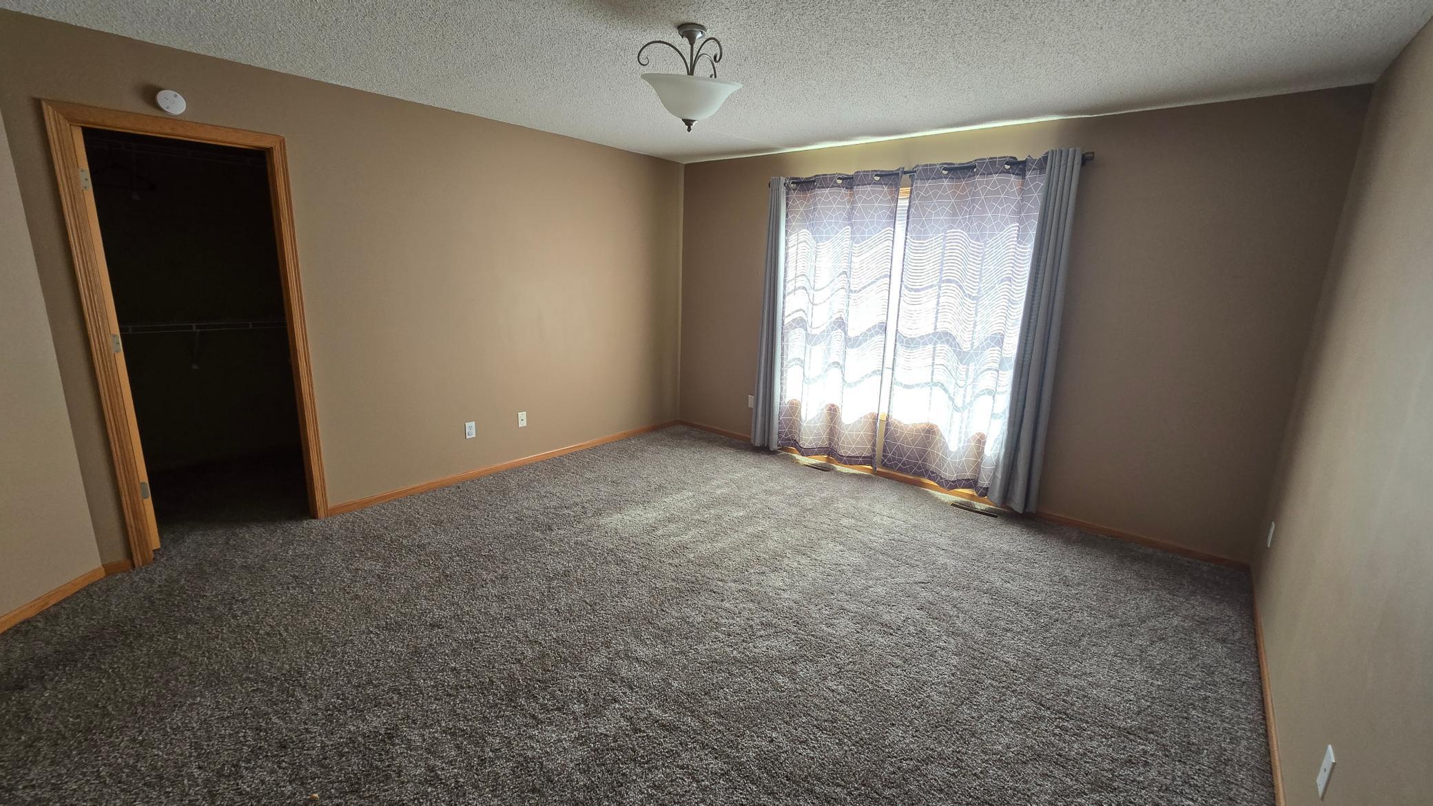 1339 Yorkshire Lane