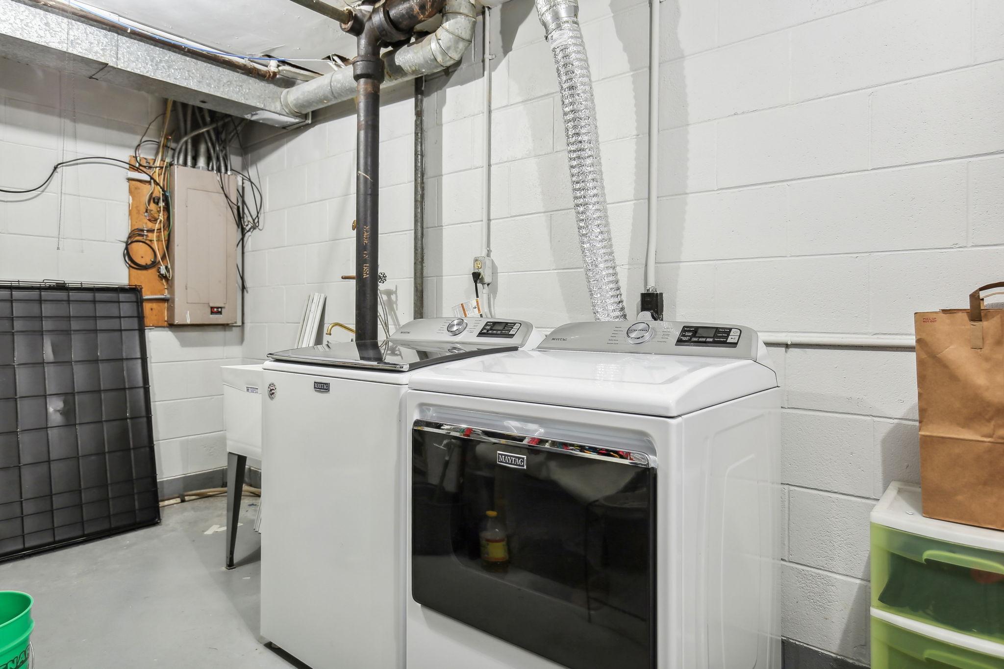 1860 Mcmenemy Street Unit: E