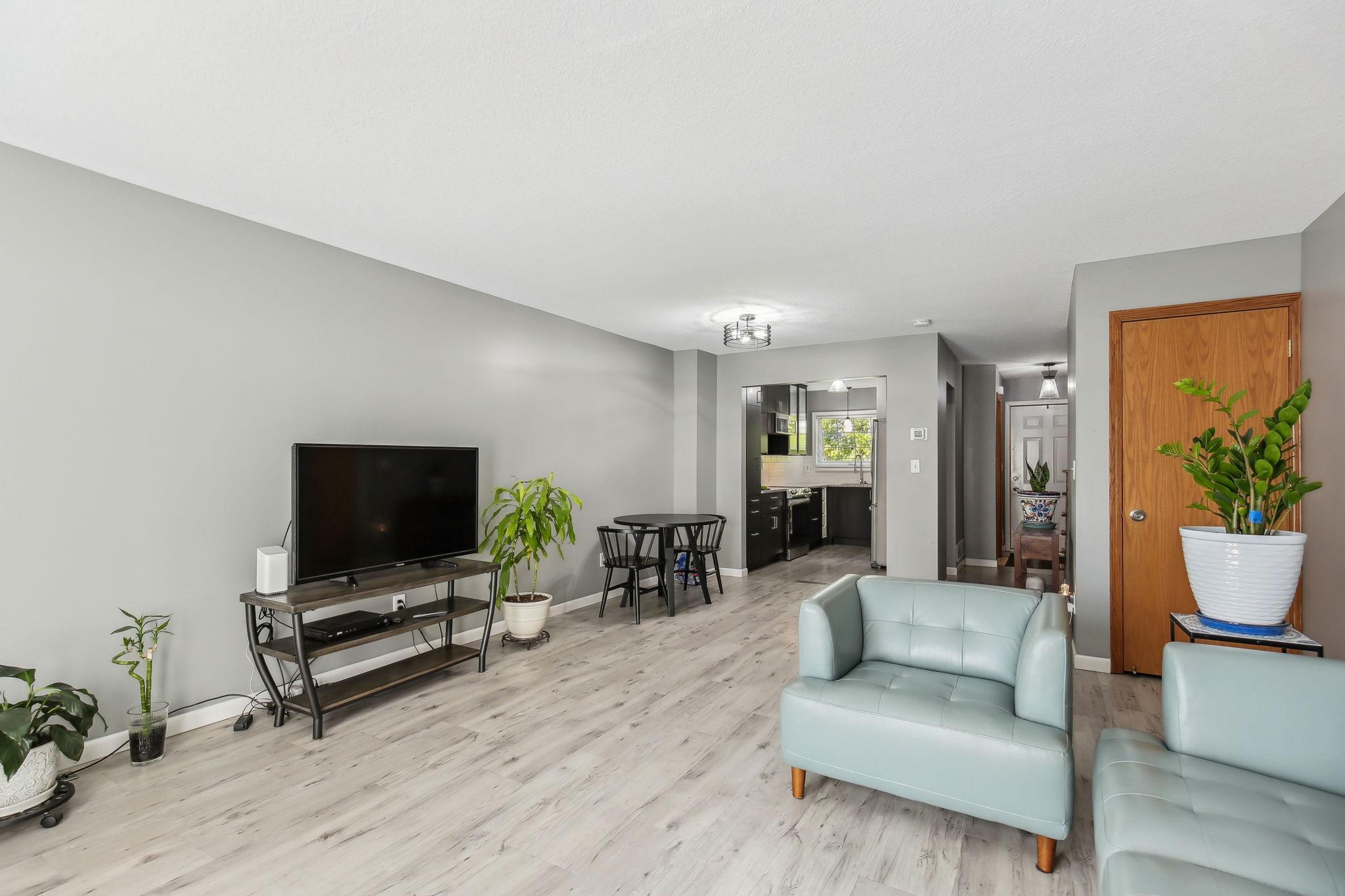 1860 Mcmenemy Street Unit: E