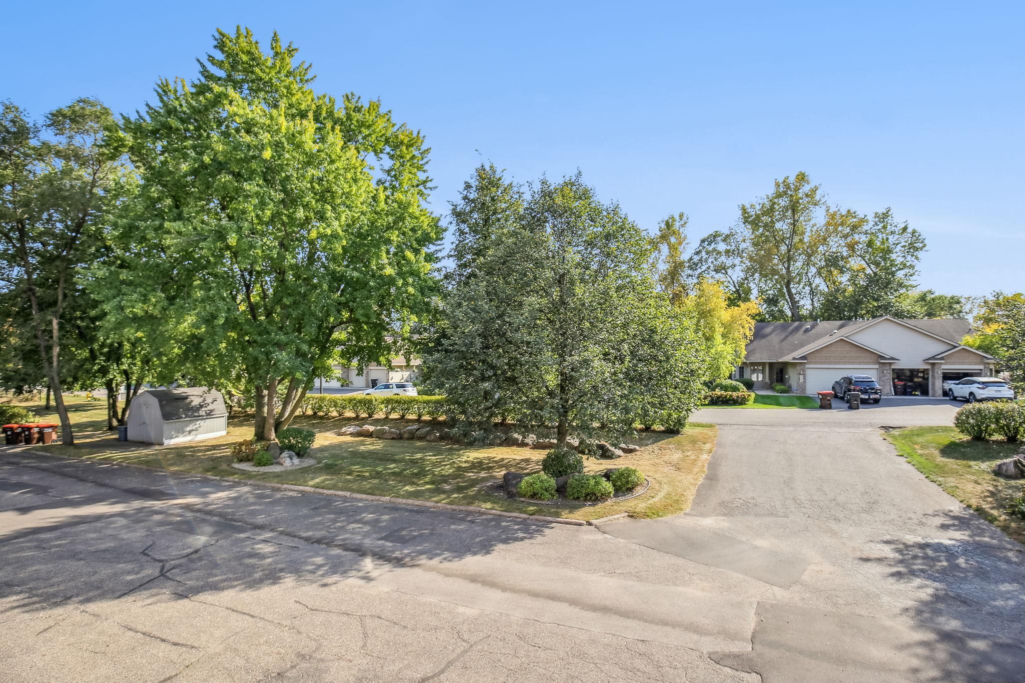 1860 Mcmenemy Street Unit: E