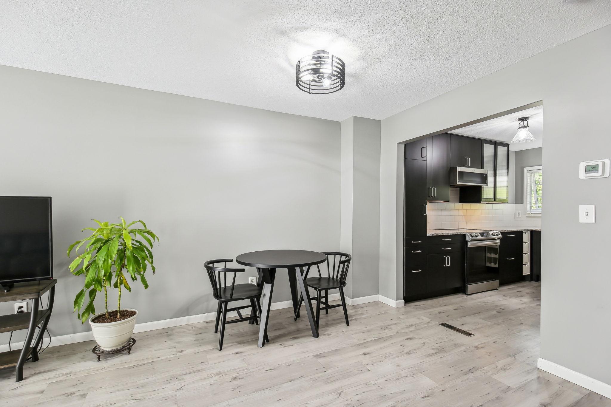 1860 Mcmenemy Street Unit: E