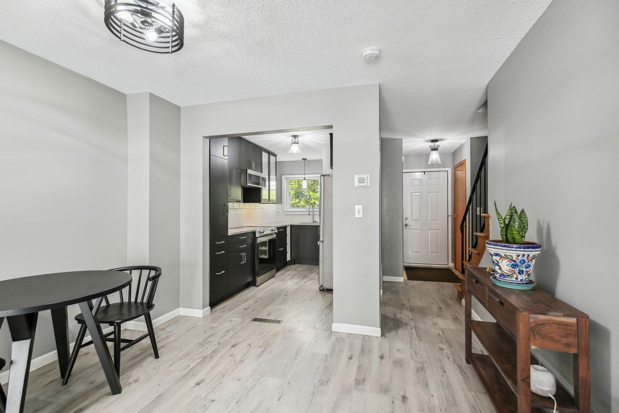 1860 Mcmenemy Street Unit: E