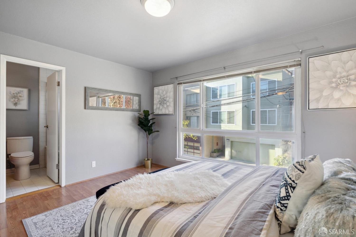 93 Saturn Street