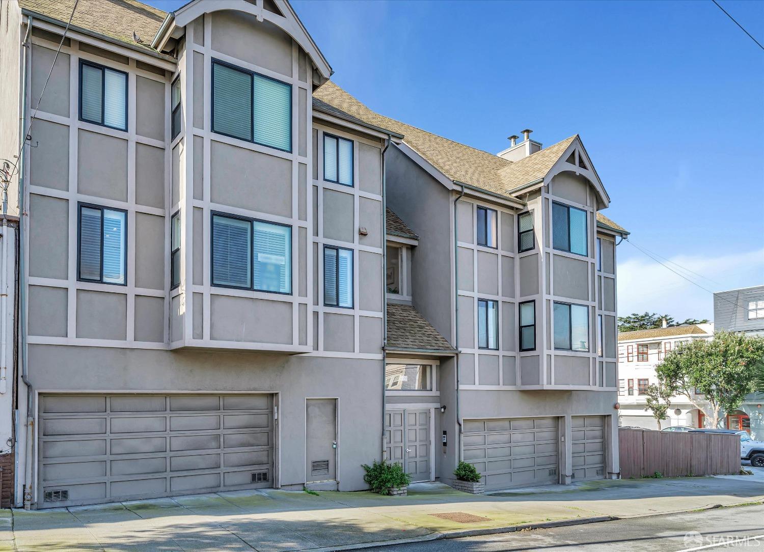 4575 Cabrillo Street # 202