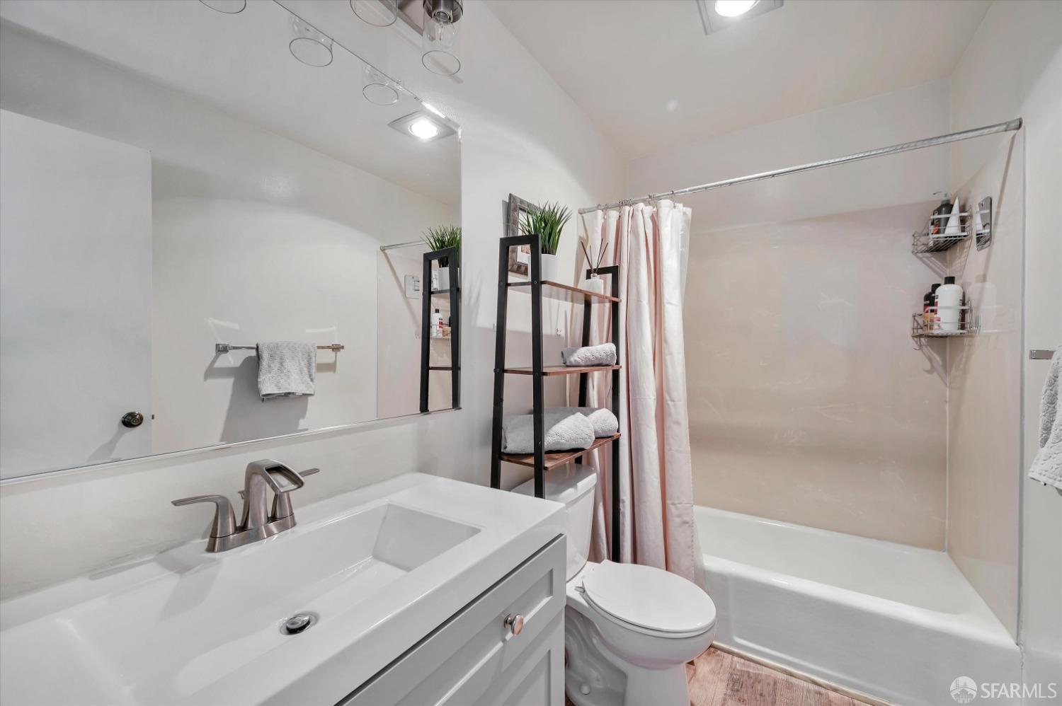 4575 Cabrillo Street # 202