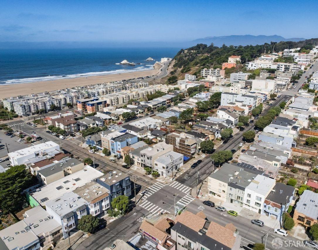 4575 Cabrillo Street # 202