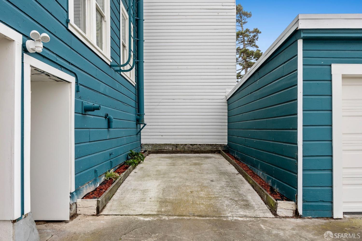 1339 16th Avenue # 3