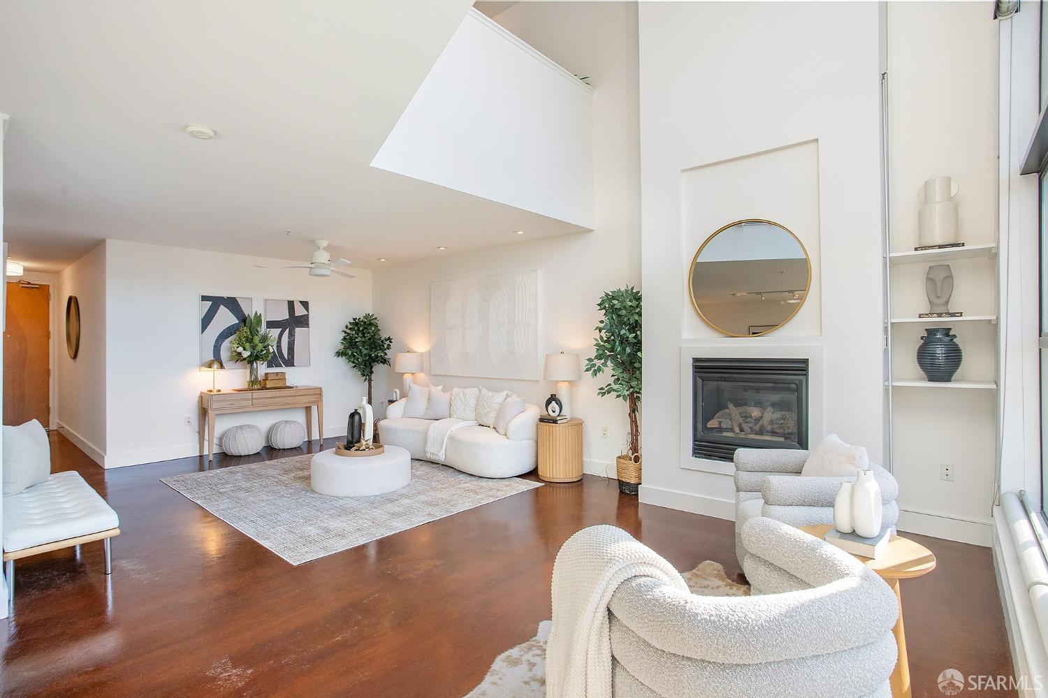 363 Valencia Street # 7