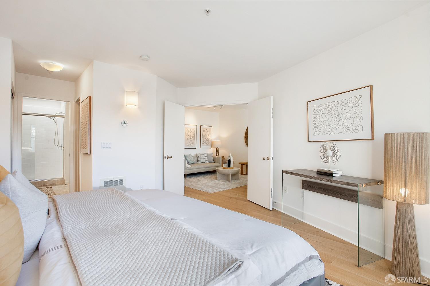 363 Valencia Street # 7