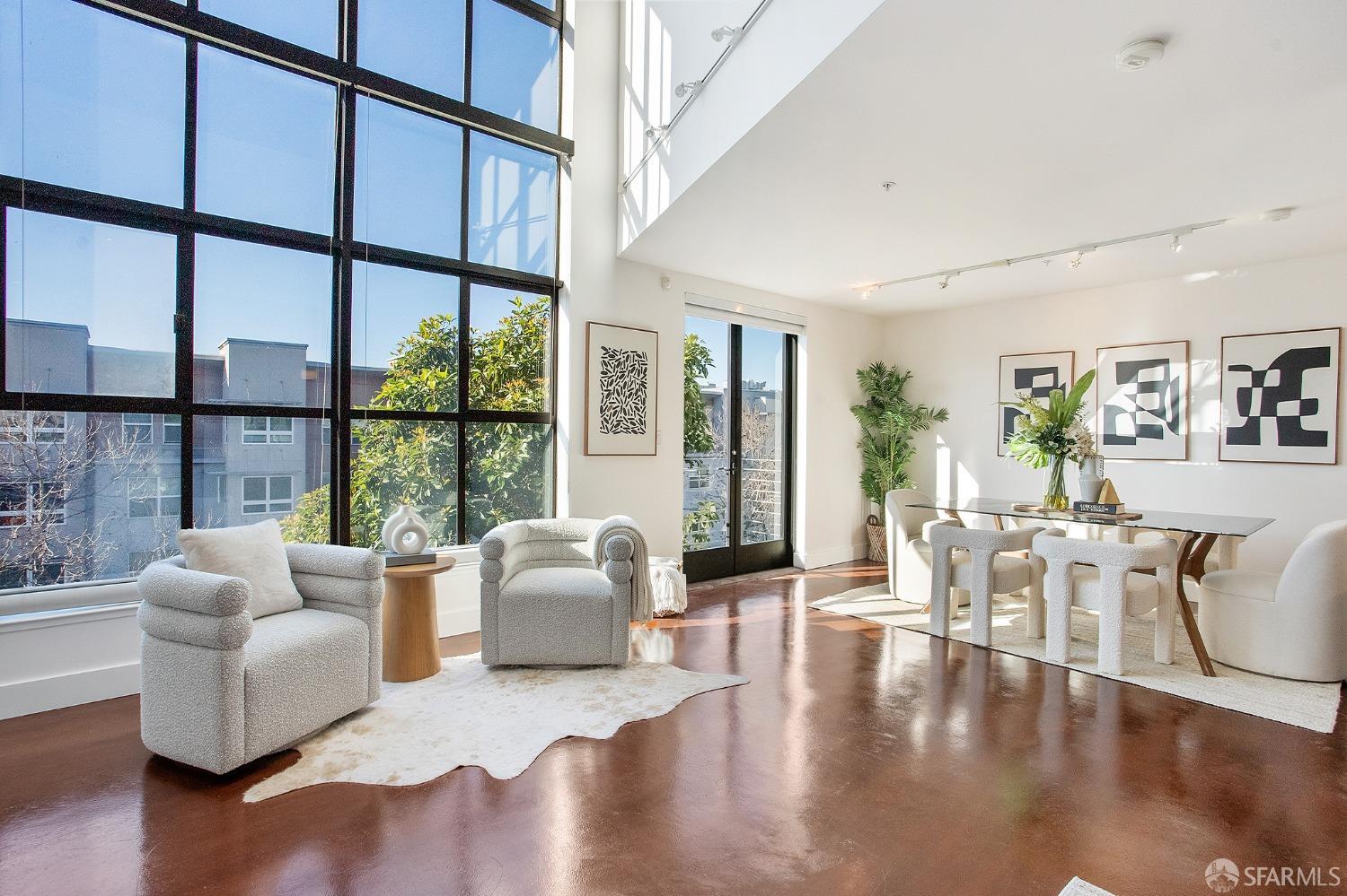 363 Valencia Street # 7