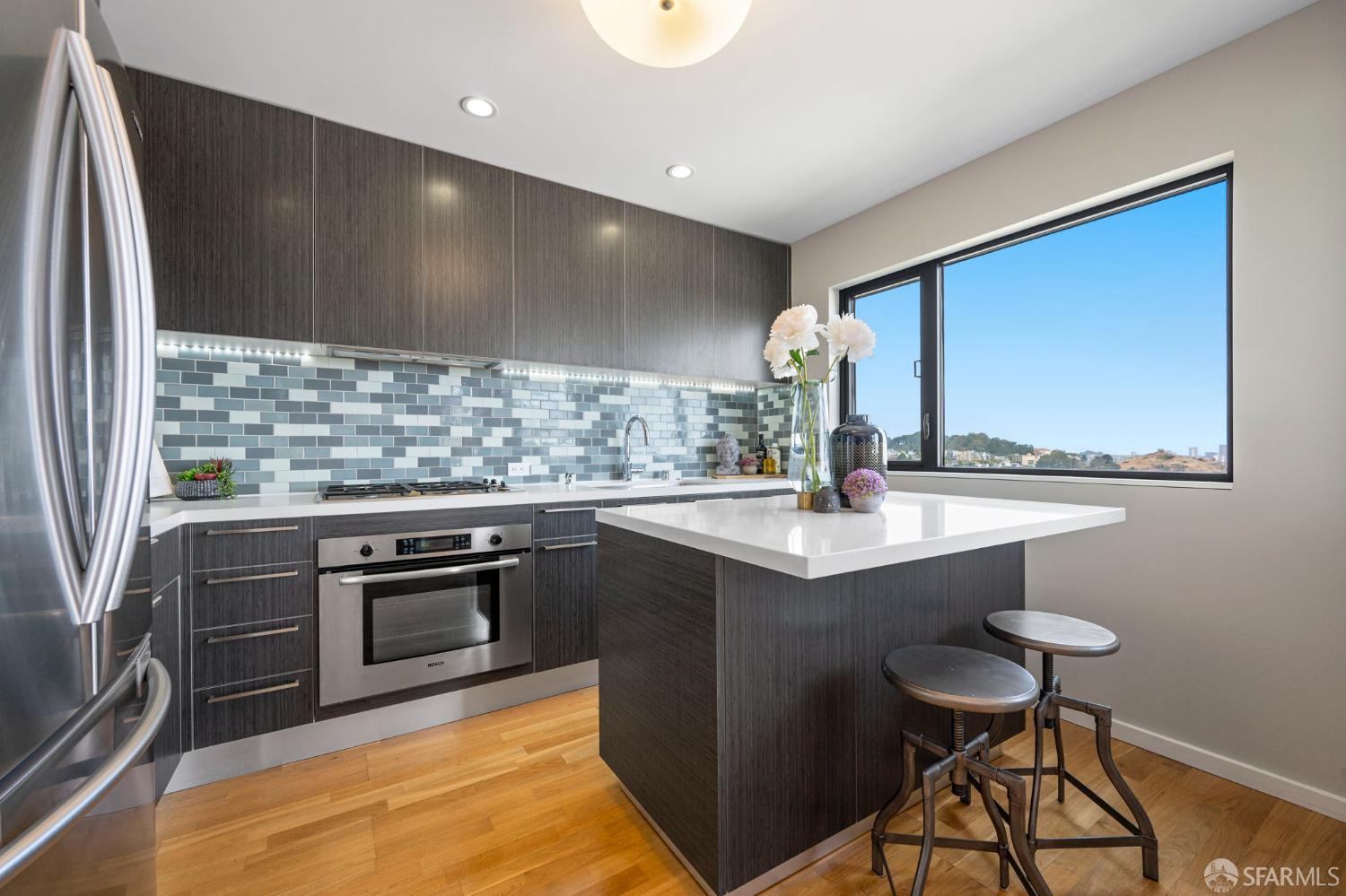 279 Graystone Terrace # 3