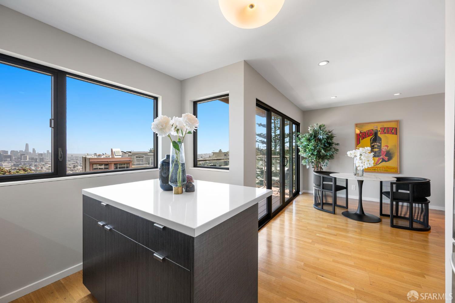 279 Graystone Terrace # 3