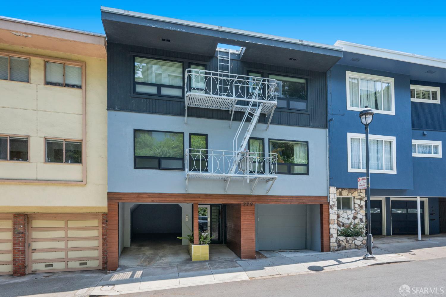 279 Graystone Terrace # 3