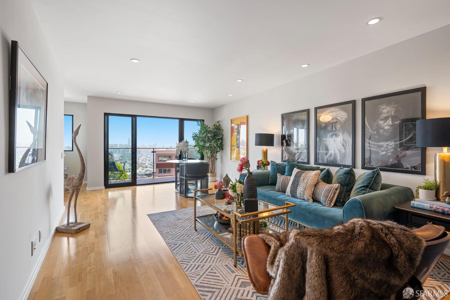 279 Graystone Terrace # 3
