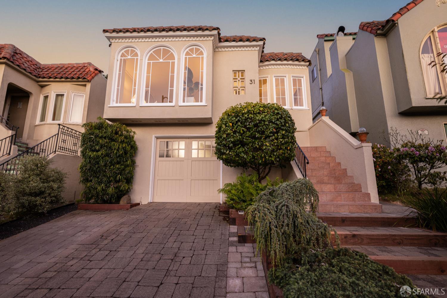 31 Hernandez Avenue