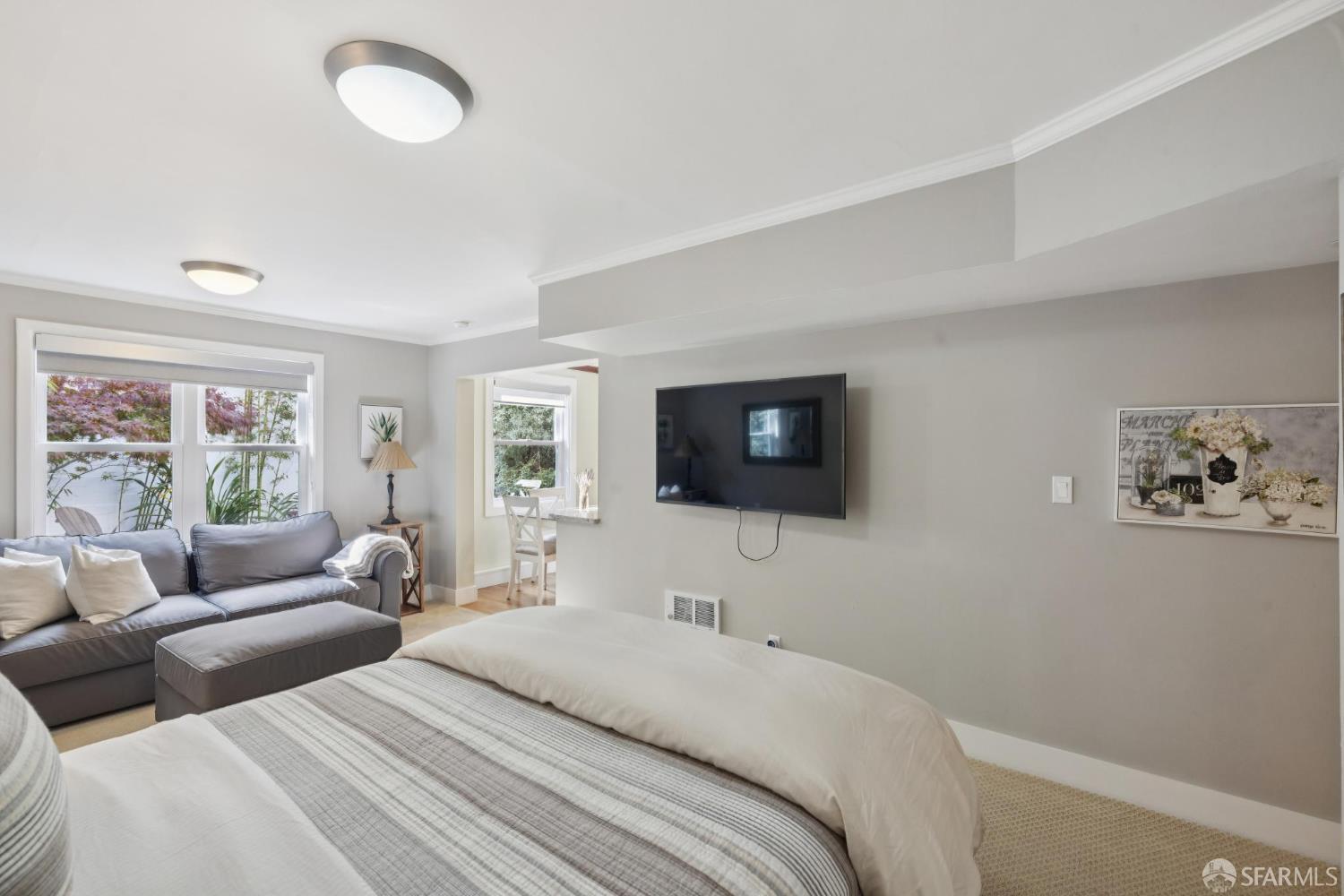 3321-3323 Scott Street