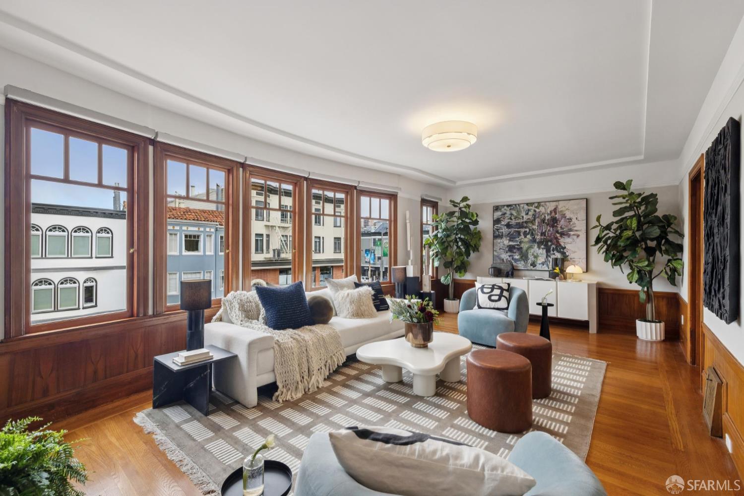 3321-3323 Scott Street