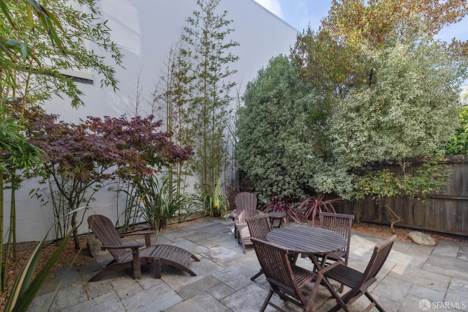 3321-3323 Scott Street