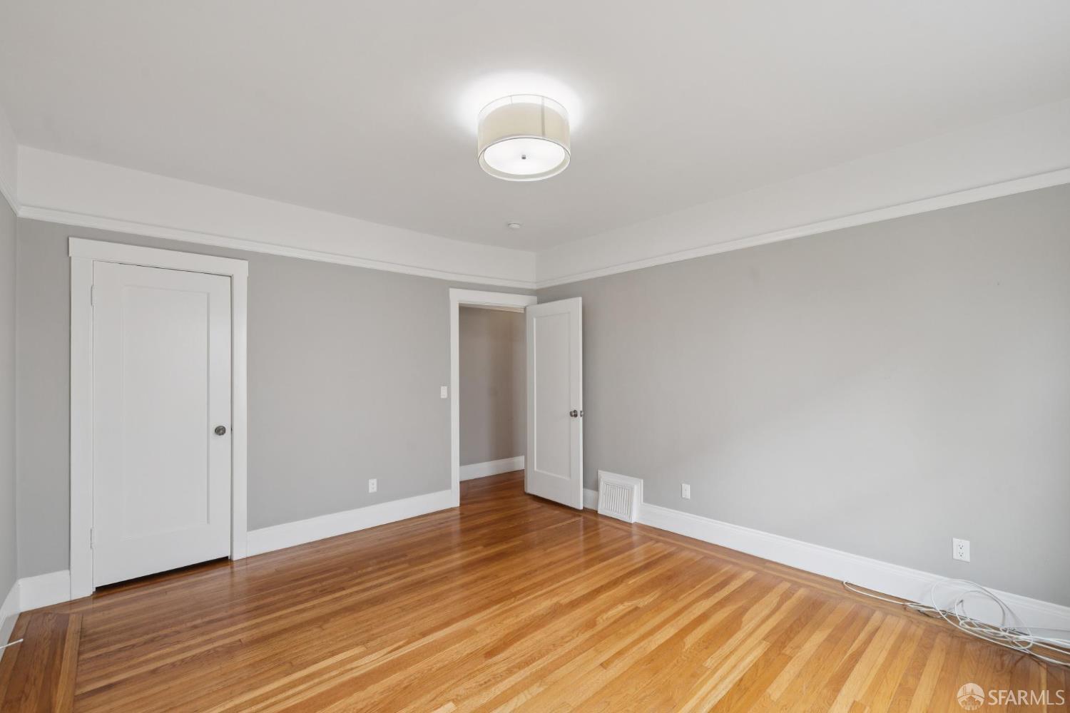 3321-3323 Scott Street