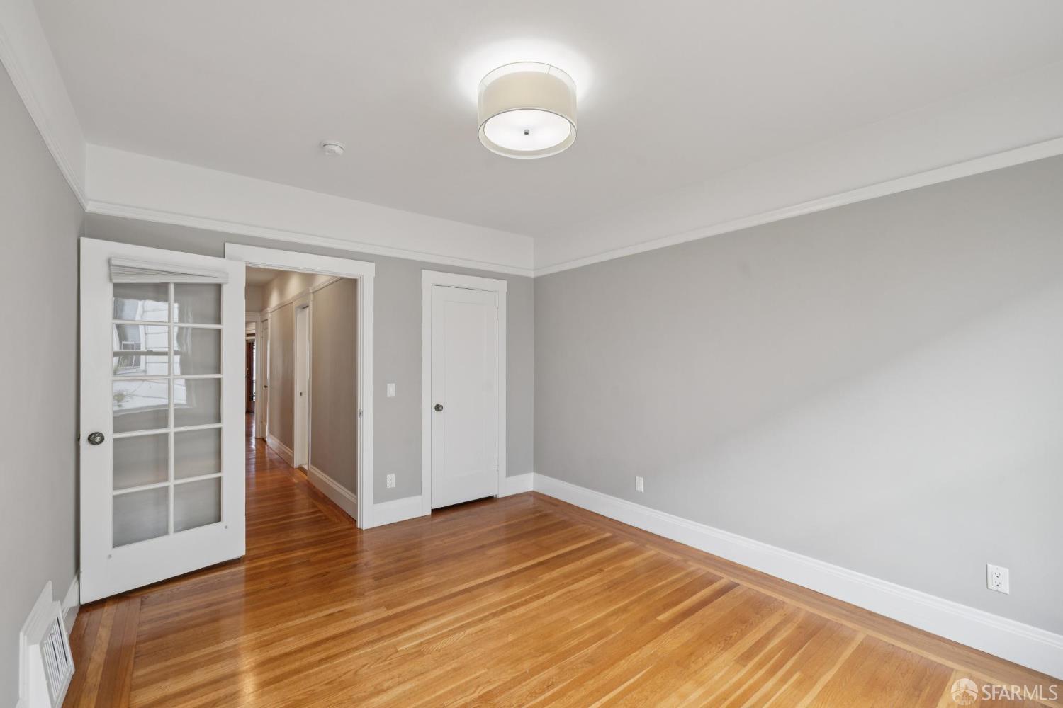 3321-3323 Scott Street