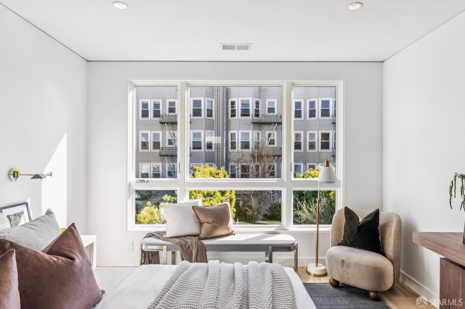 2269 Francisco Street