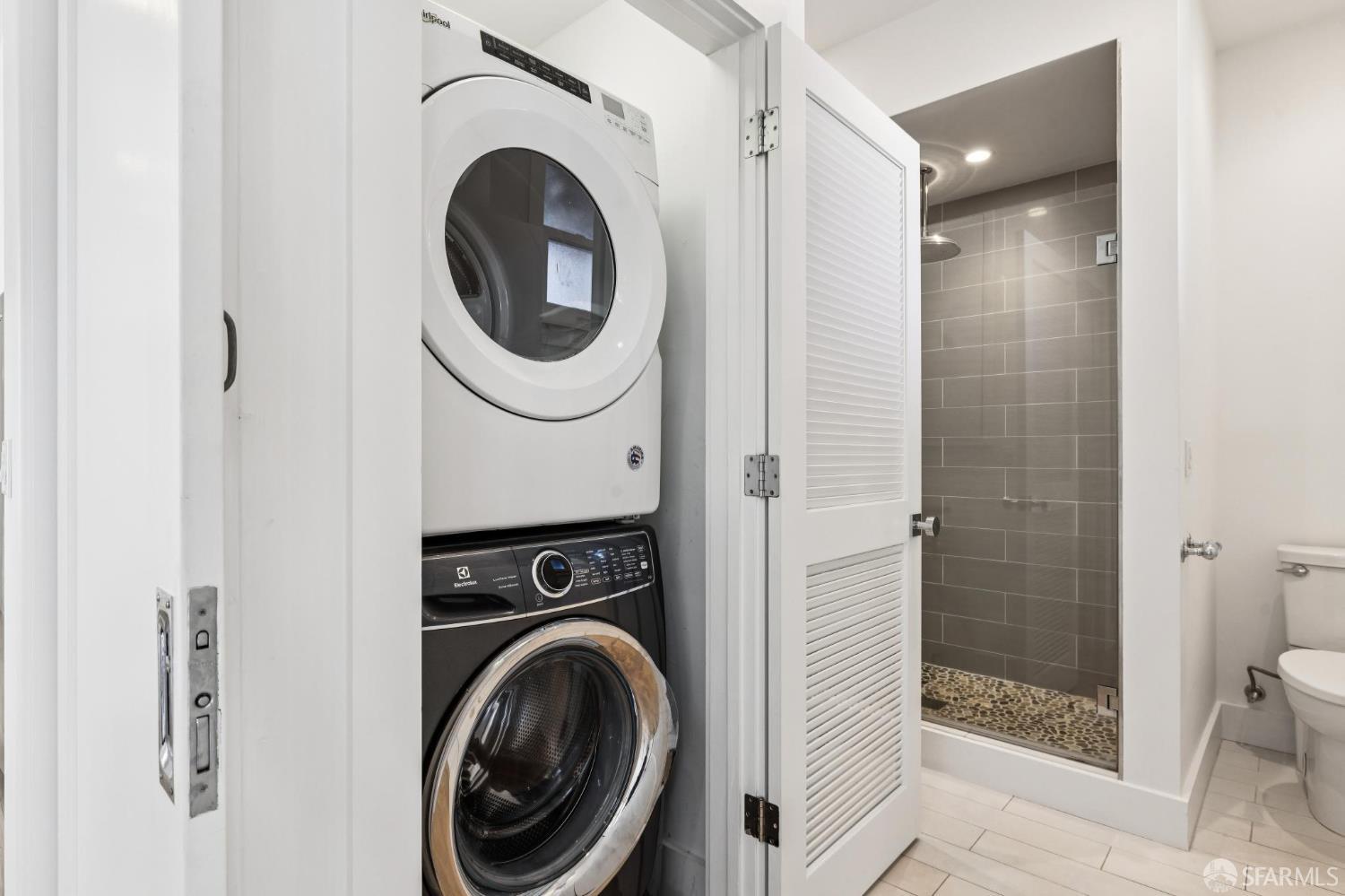 2977-2979 21st Street