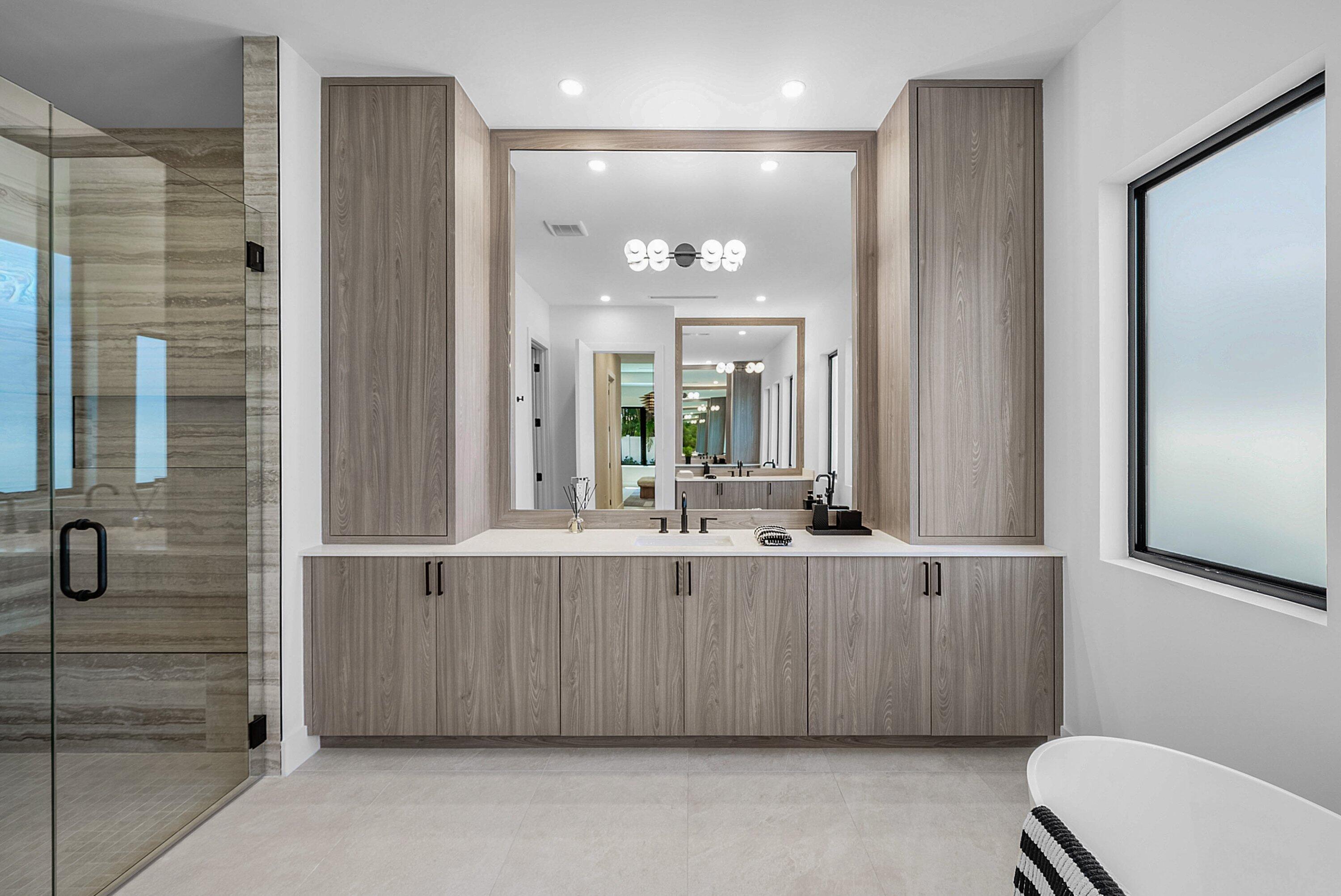 250 NE 16th Street