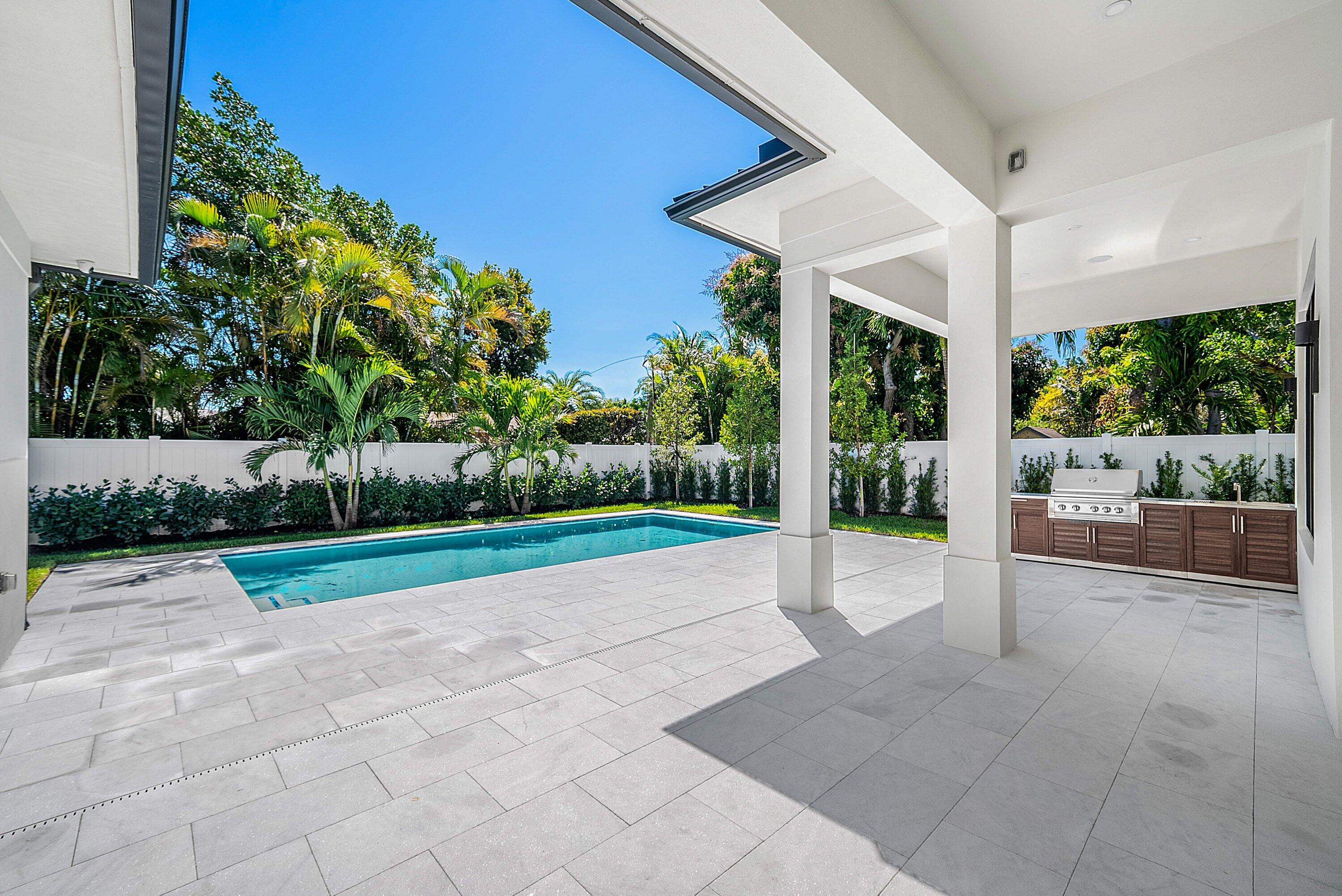 250 NE 16th Street