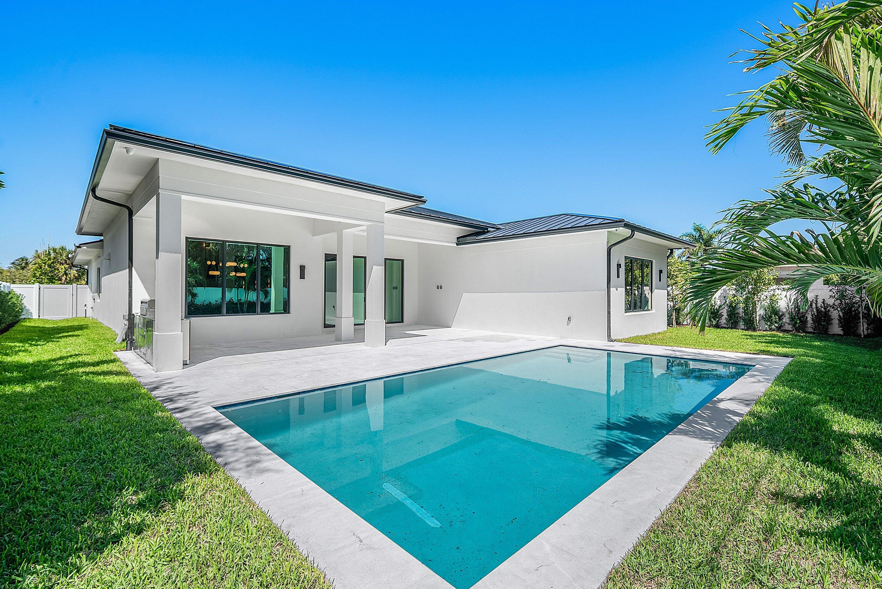 250 NE 16th Street
