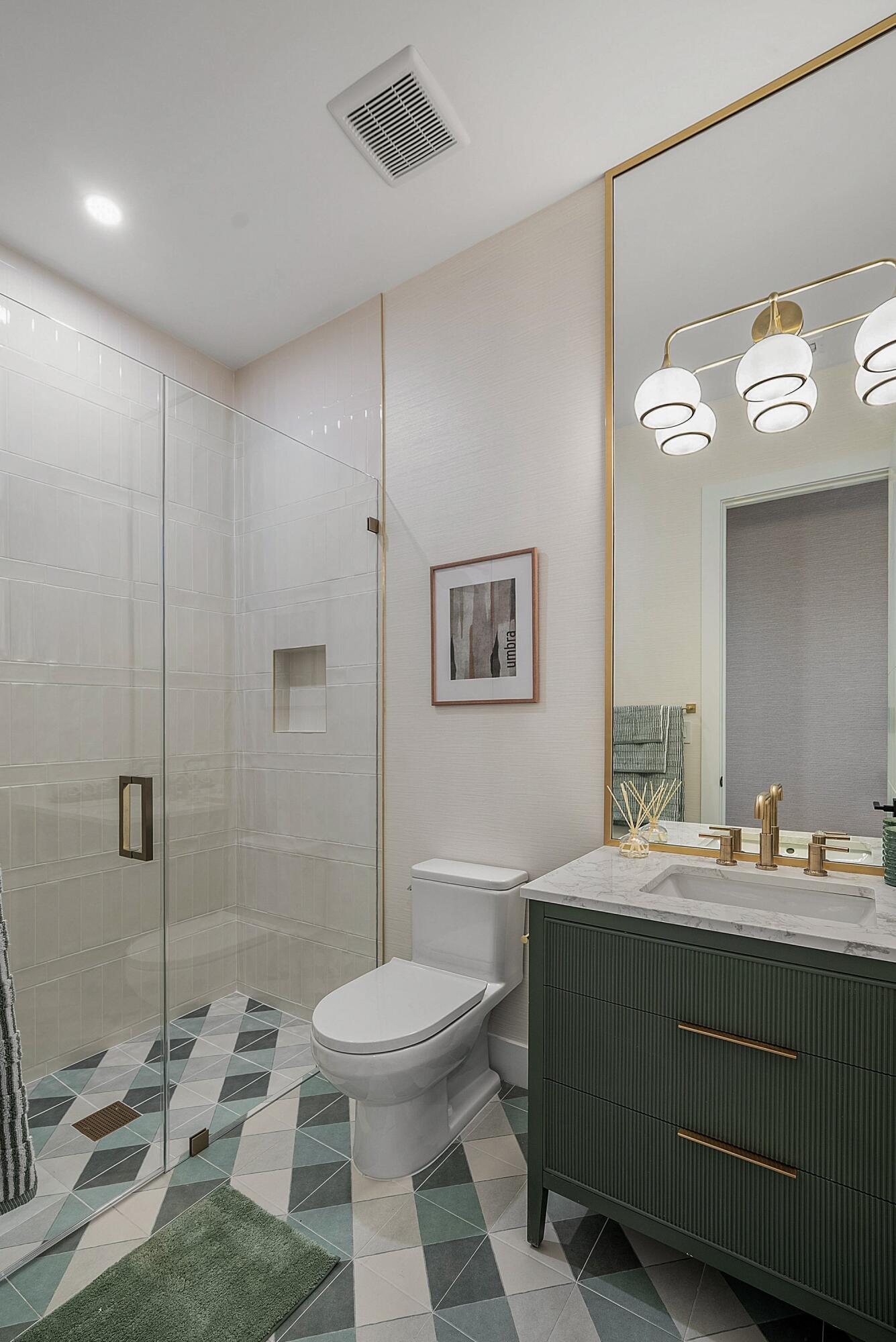 250 NE 16th Street