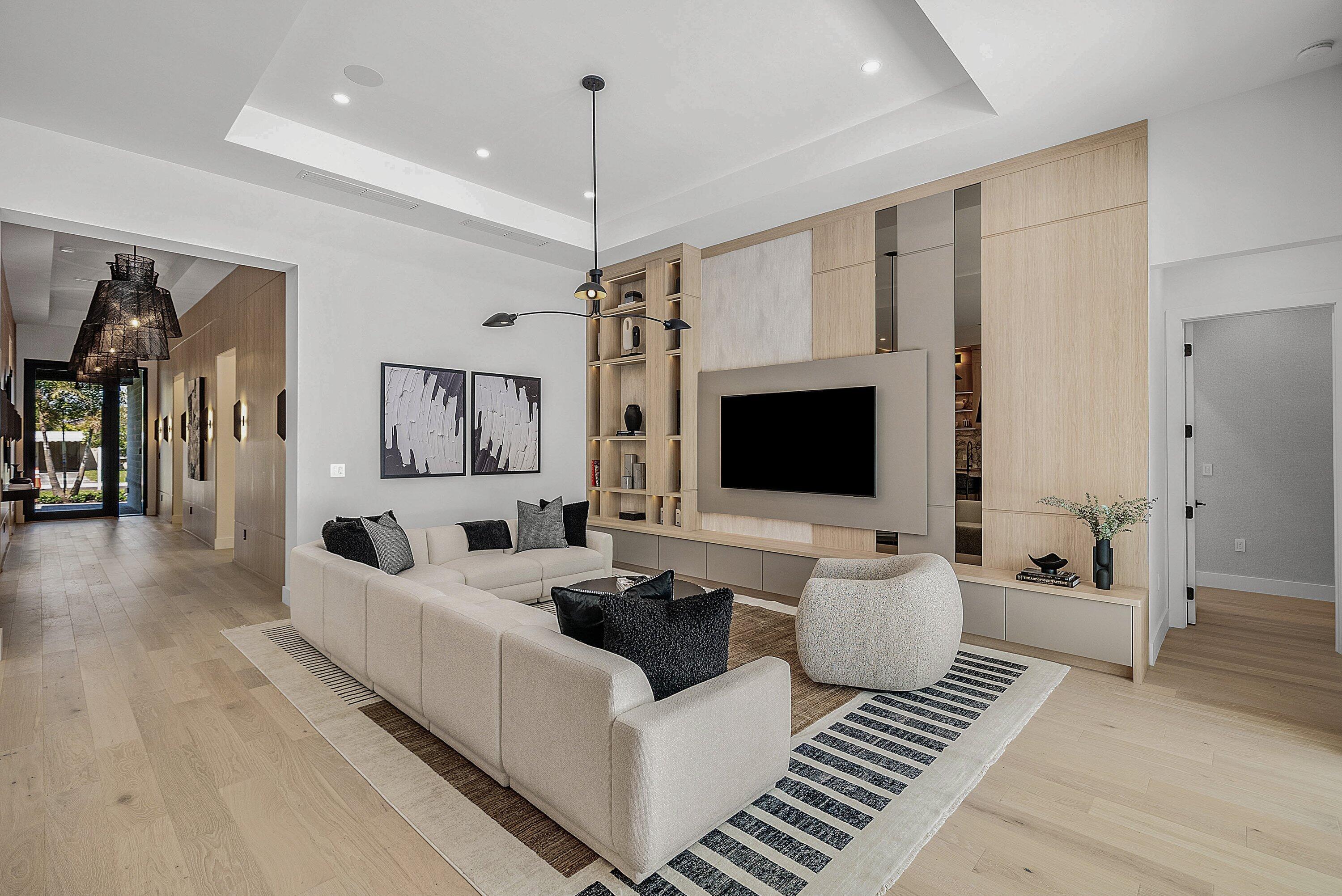 250 NE 16th Street