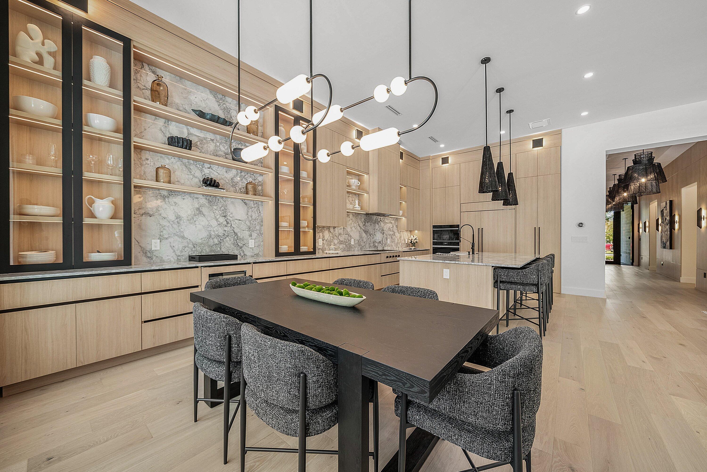 250 NE 16th Street