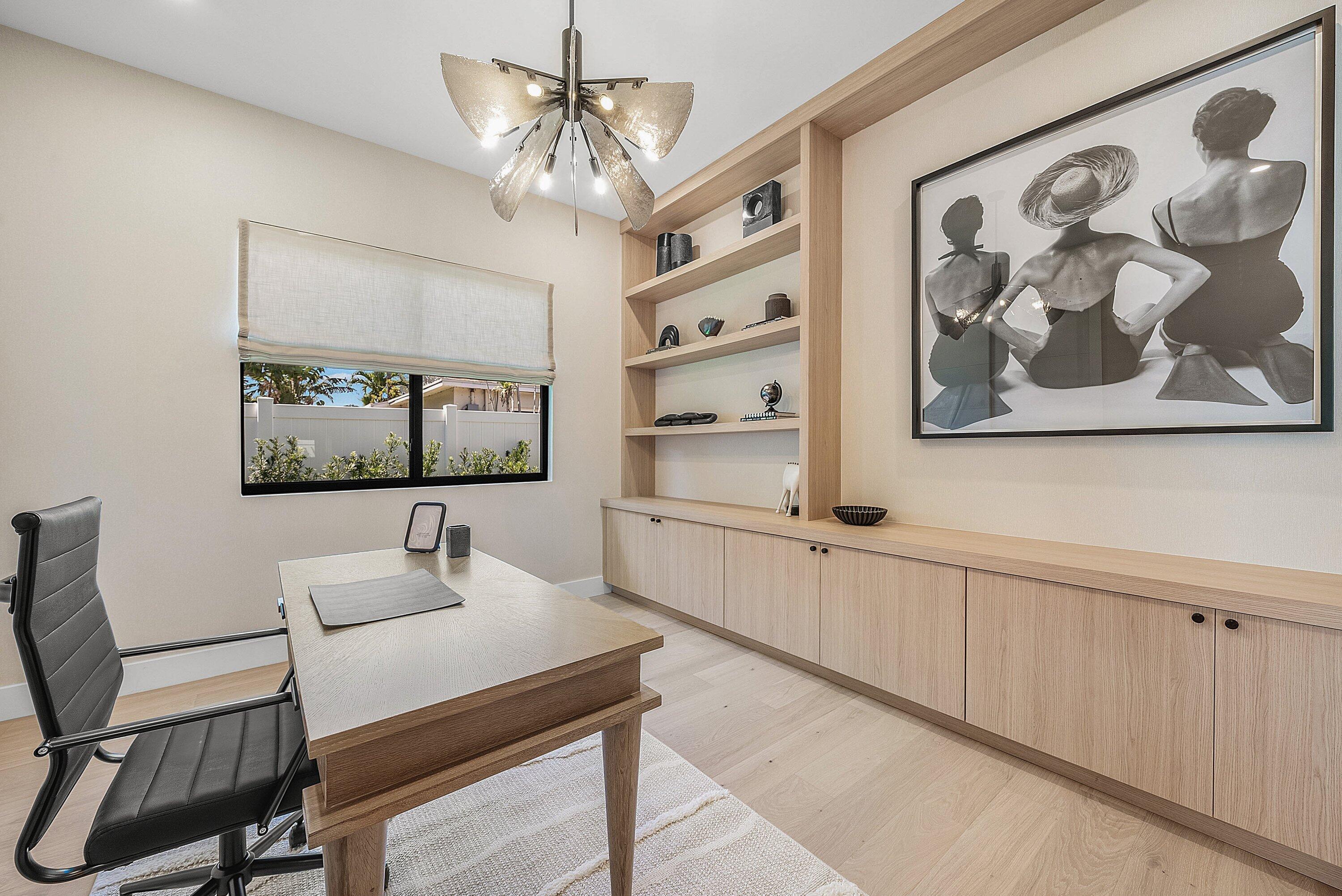 250 NE 16th Street